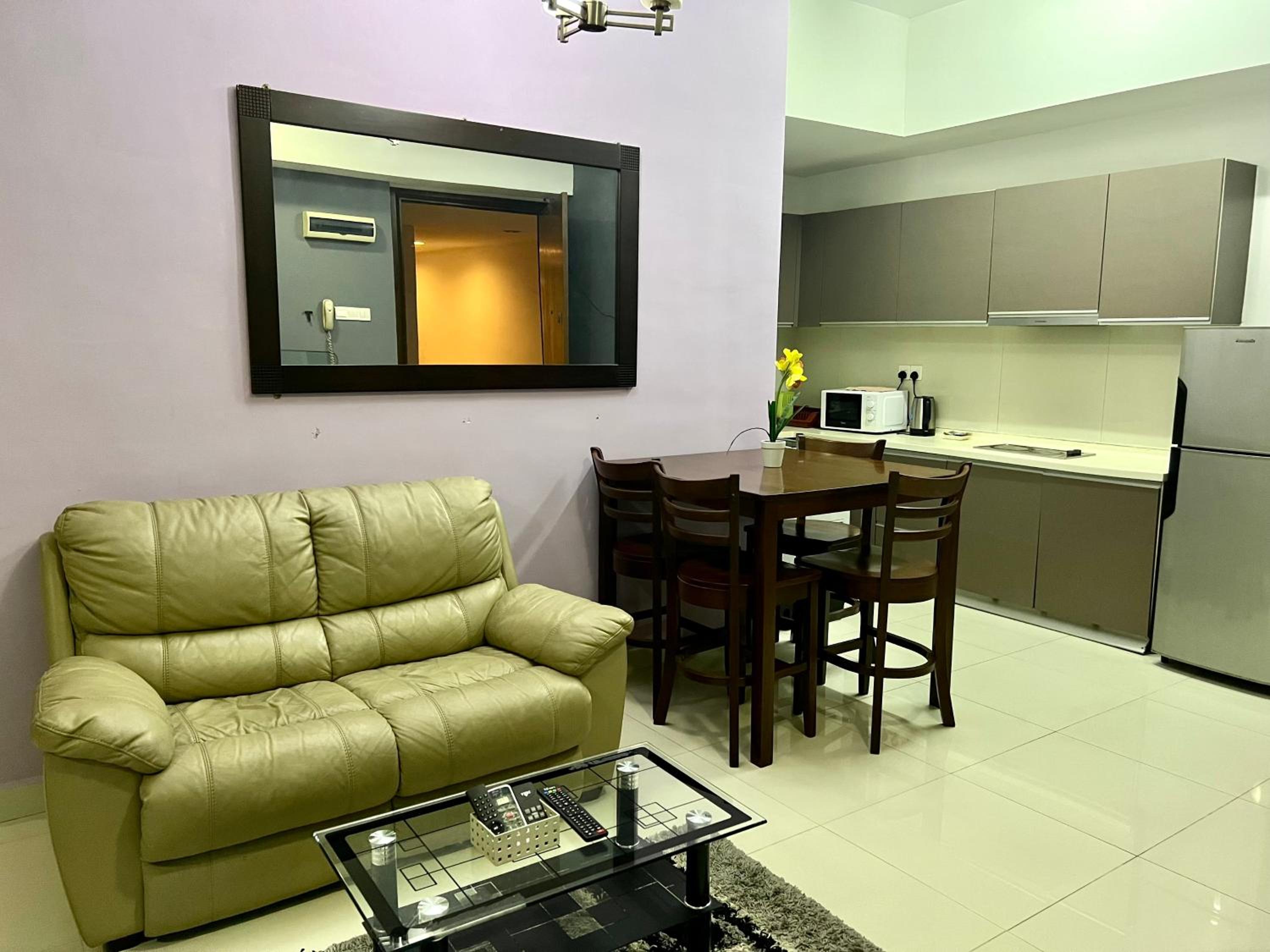 Regalia suites 424