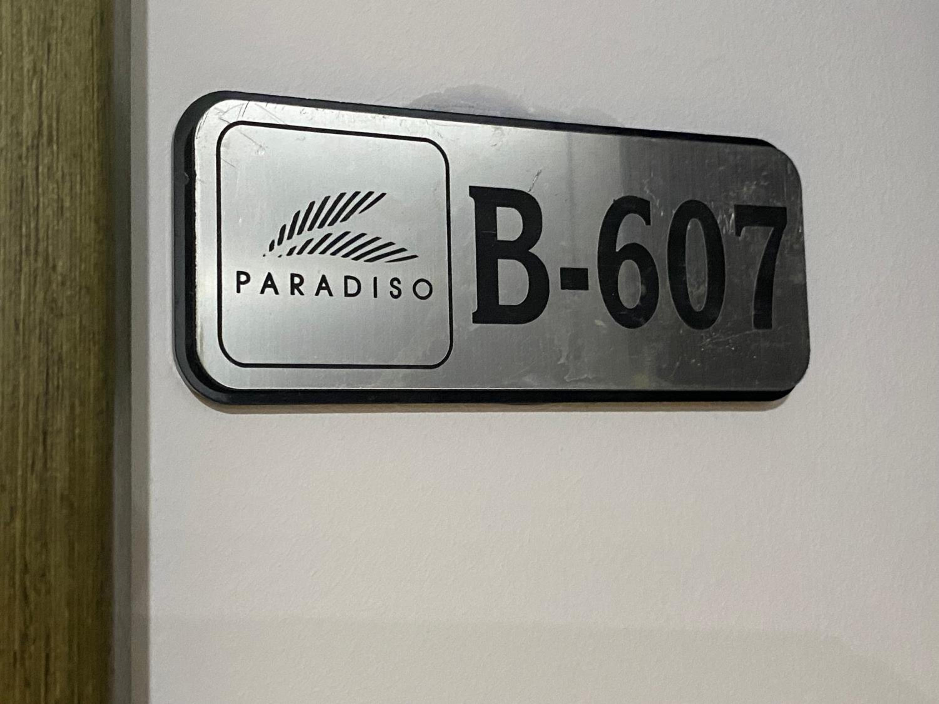 PARADISO 'В' 607 Large Luxury Apartment