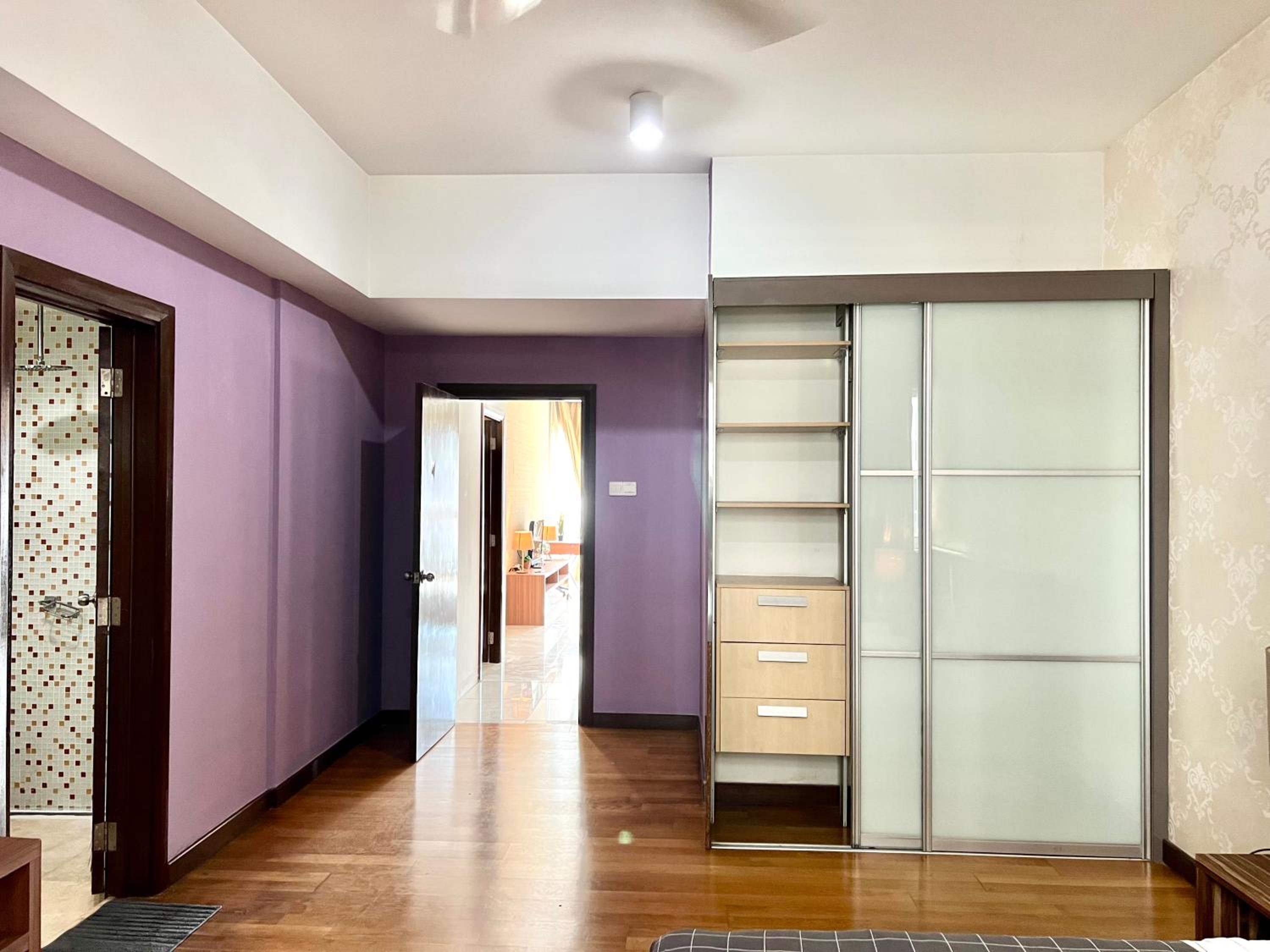 Regalia suites 424