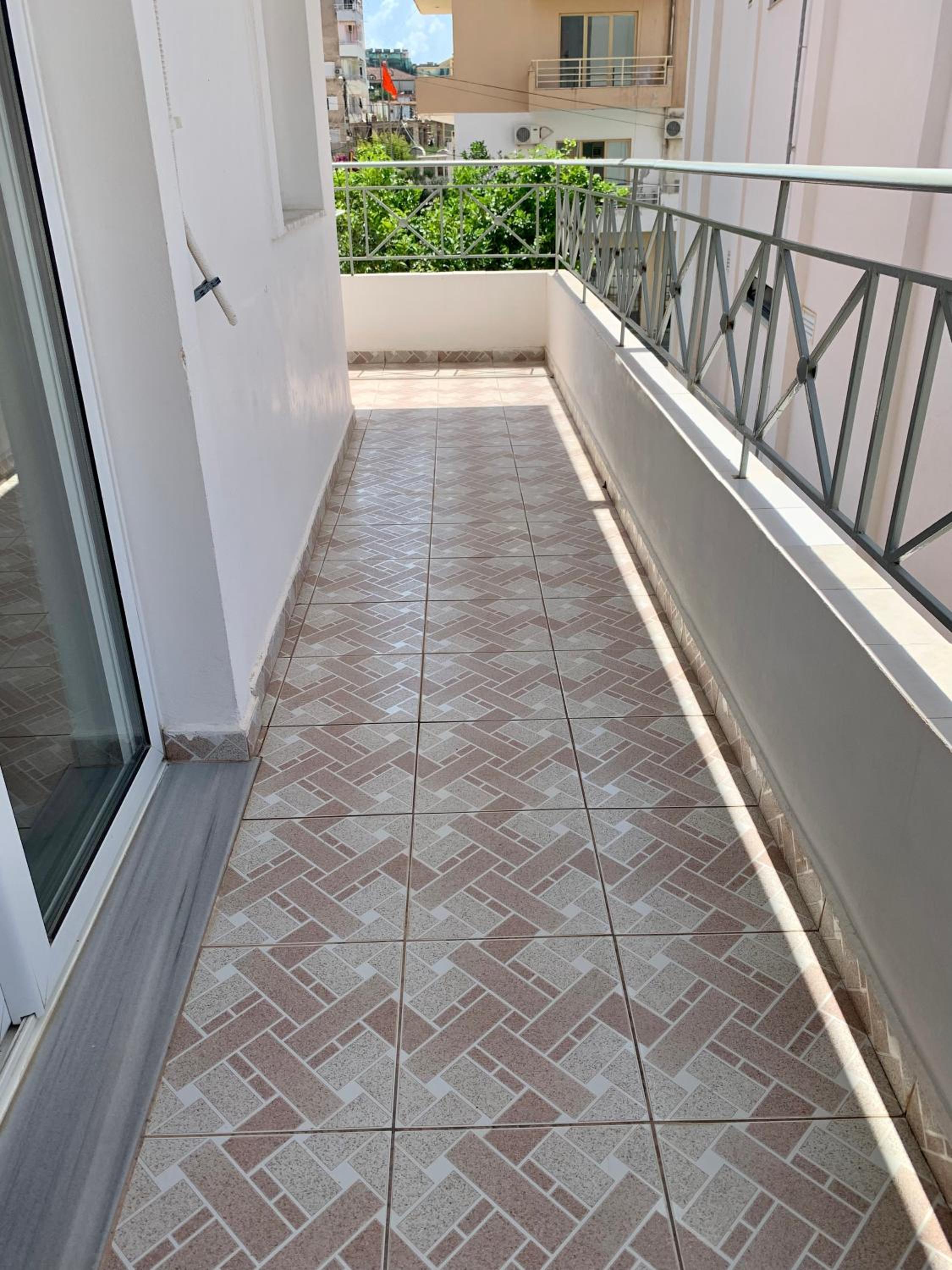 Vaso Apts