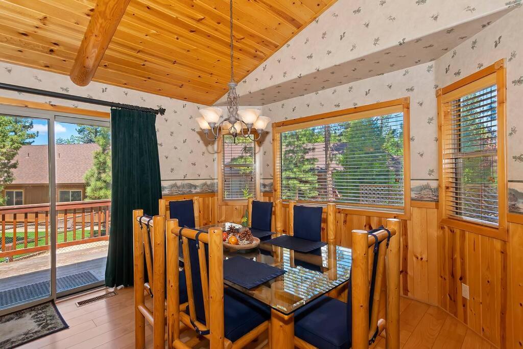 Teakwood - 3-BR SPA, fire pit, Quiet, AC, centrally located view 4