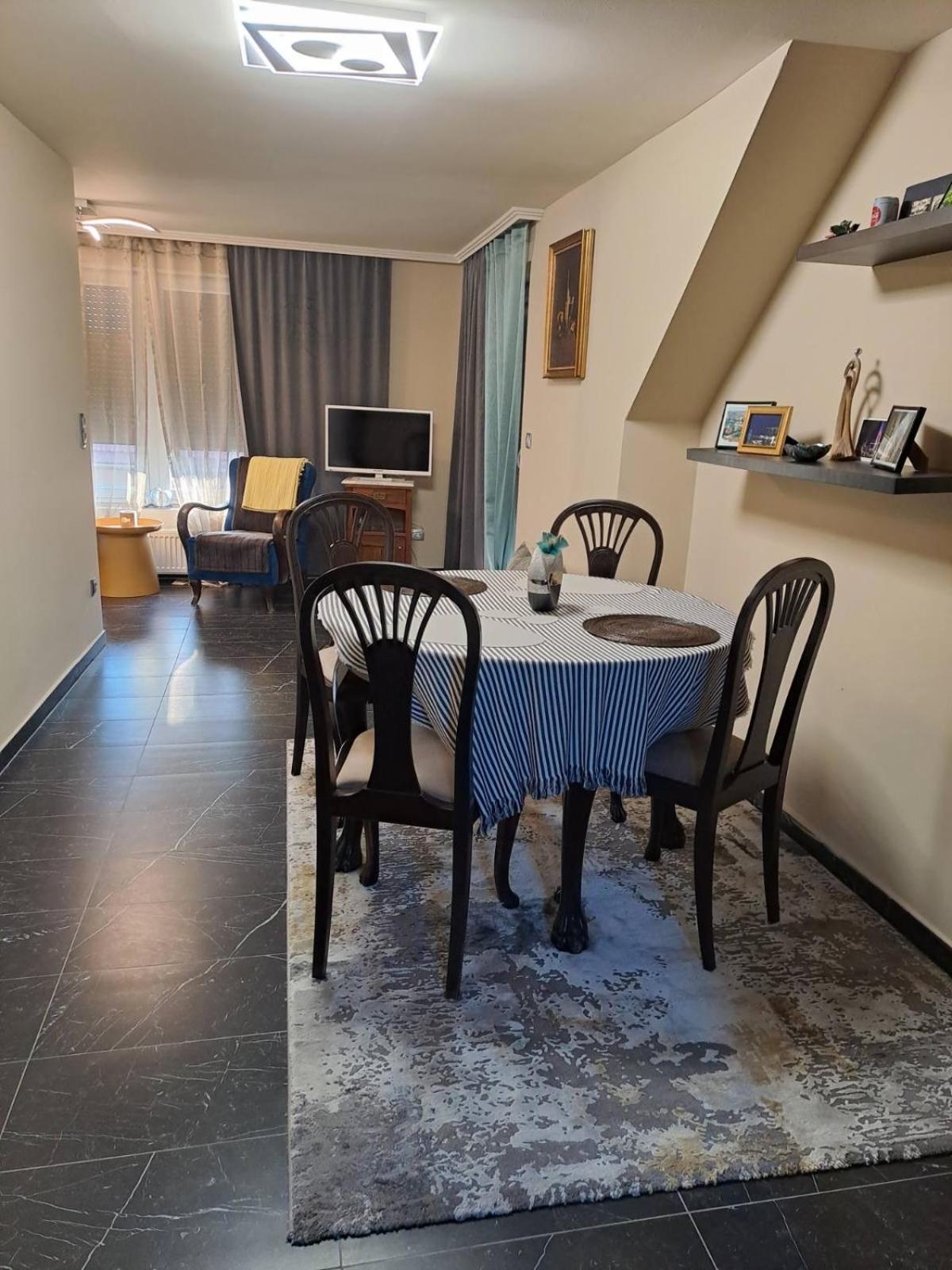 AnnaRosa Apartman