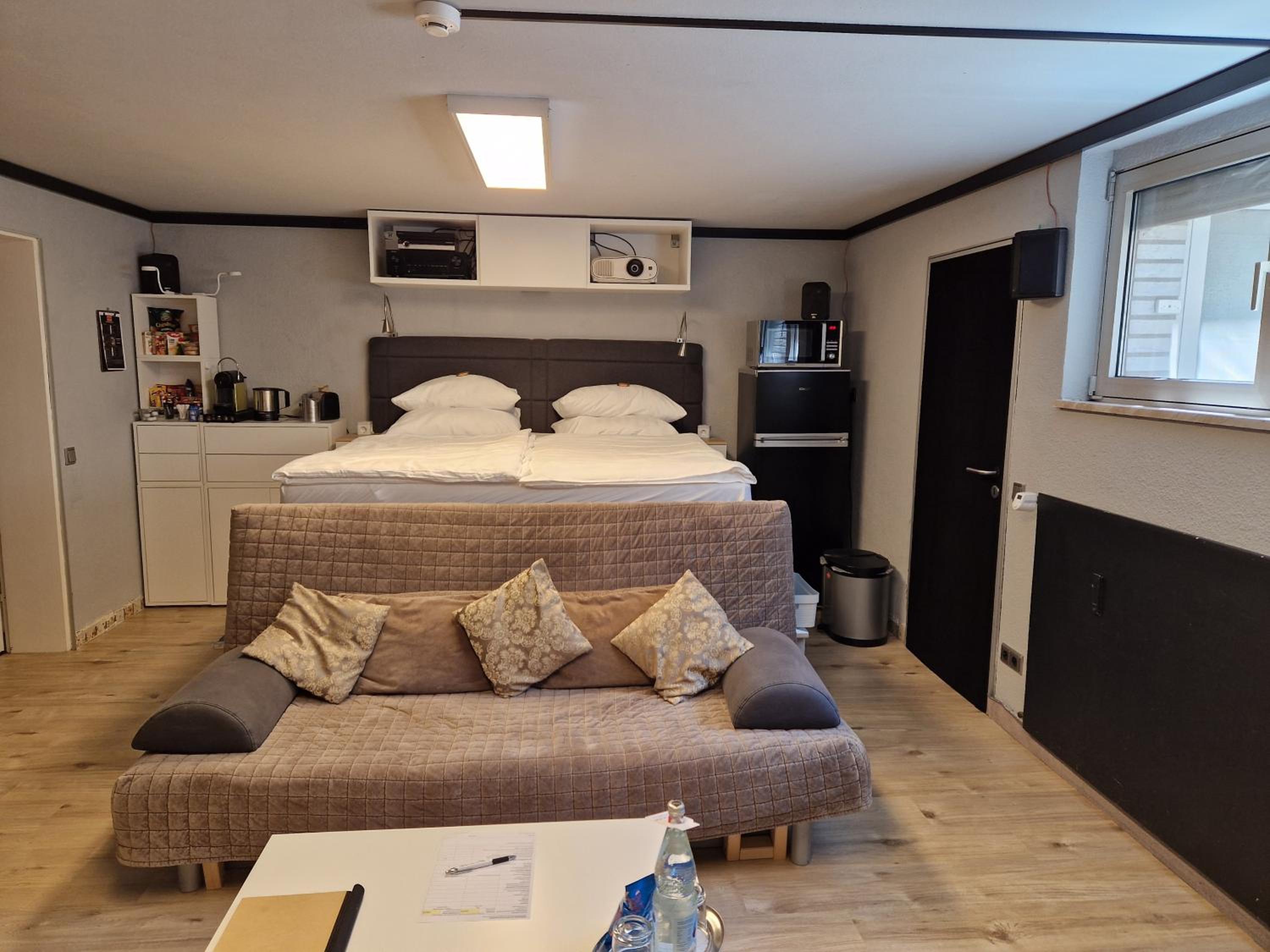 GAPSAH-das Apartment mit Kino view 2