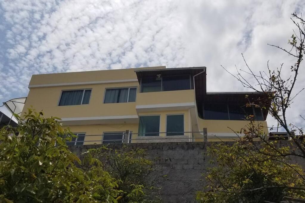 Espectacular Hermosa Casa Vacacional !Sorprendente vista del paisaje de toda la ciudad y sus alrededores!