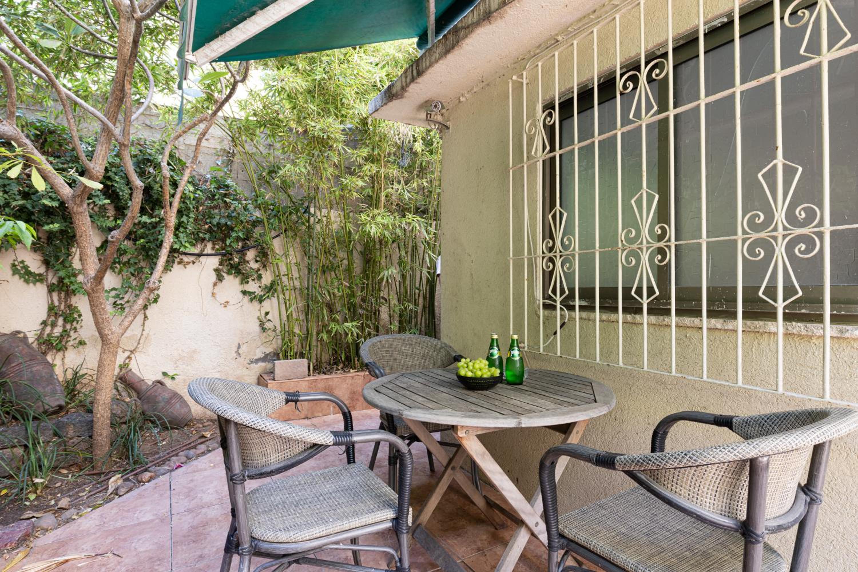 Coastal Garden Nook by TLV2RENT view 2