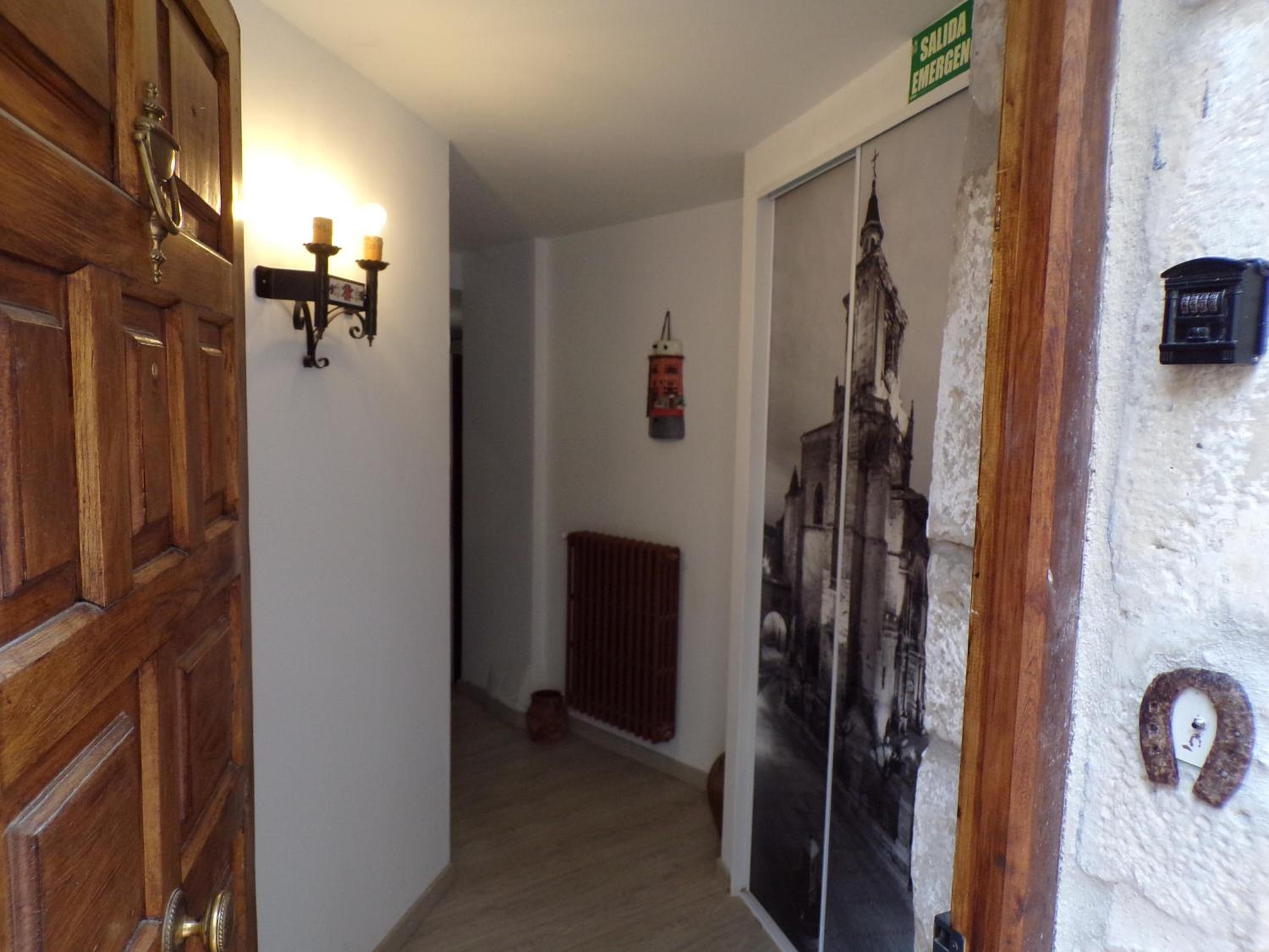 Apartamentos José Andrés by Clabao