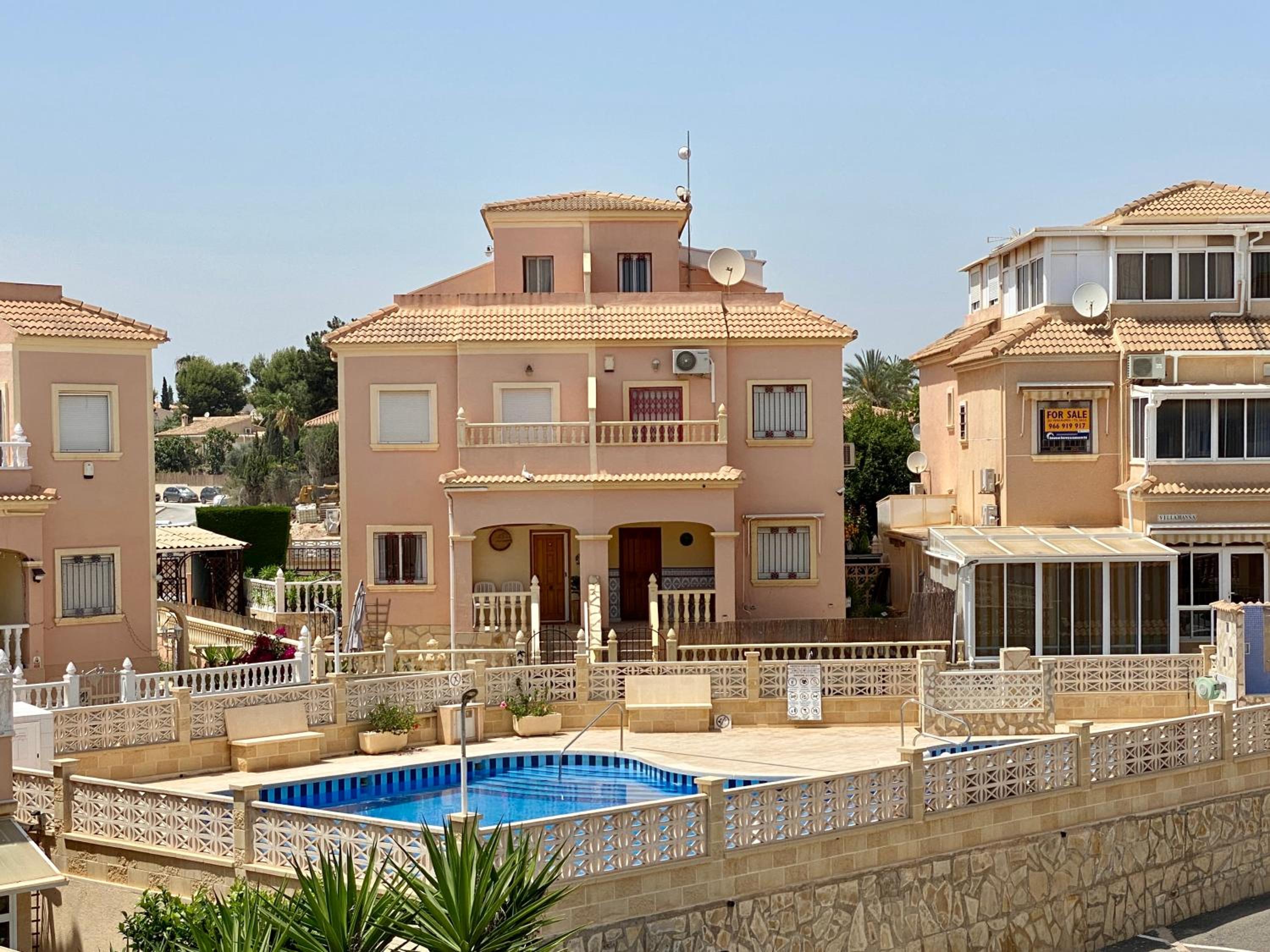Olive Tree Bungalow La Zenia
