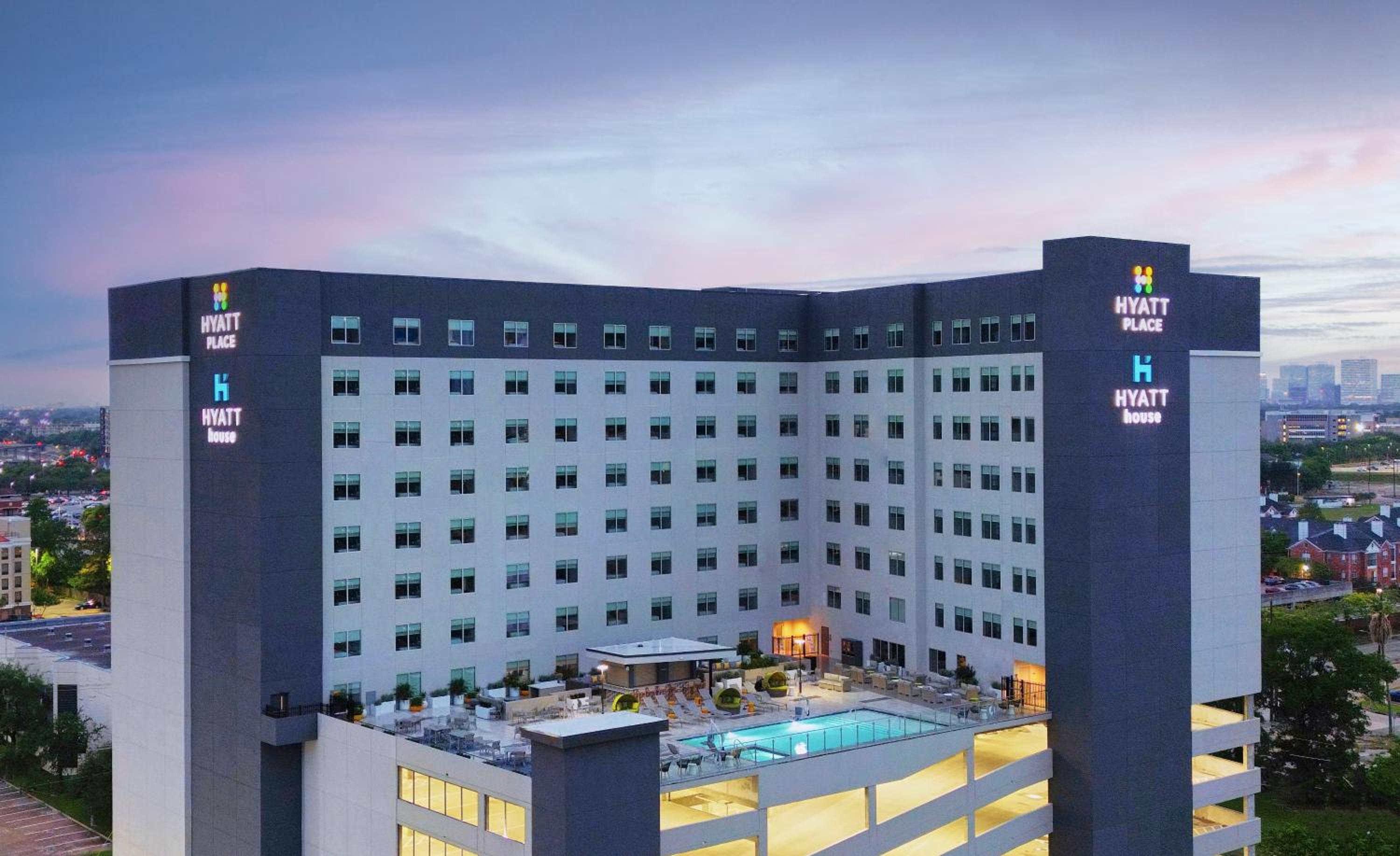 Hotel Hyatt House Houston Medical Center - Image 1