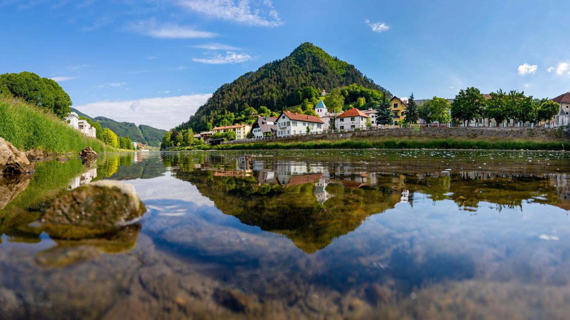 Apartma Smithy (Kovačnica)