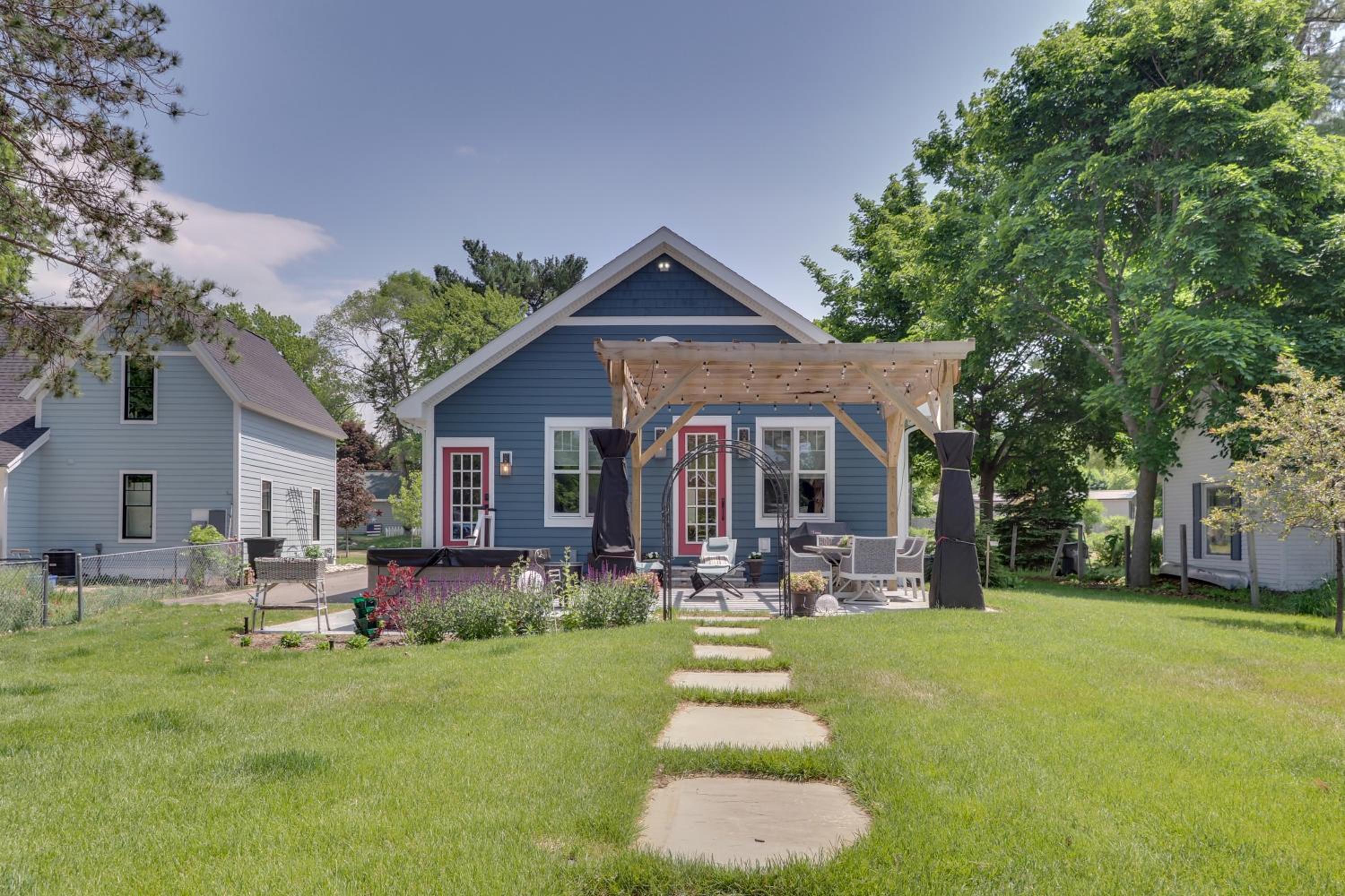 Cherry Street Cottage