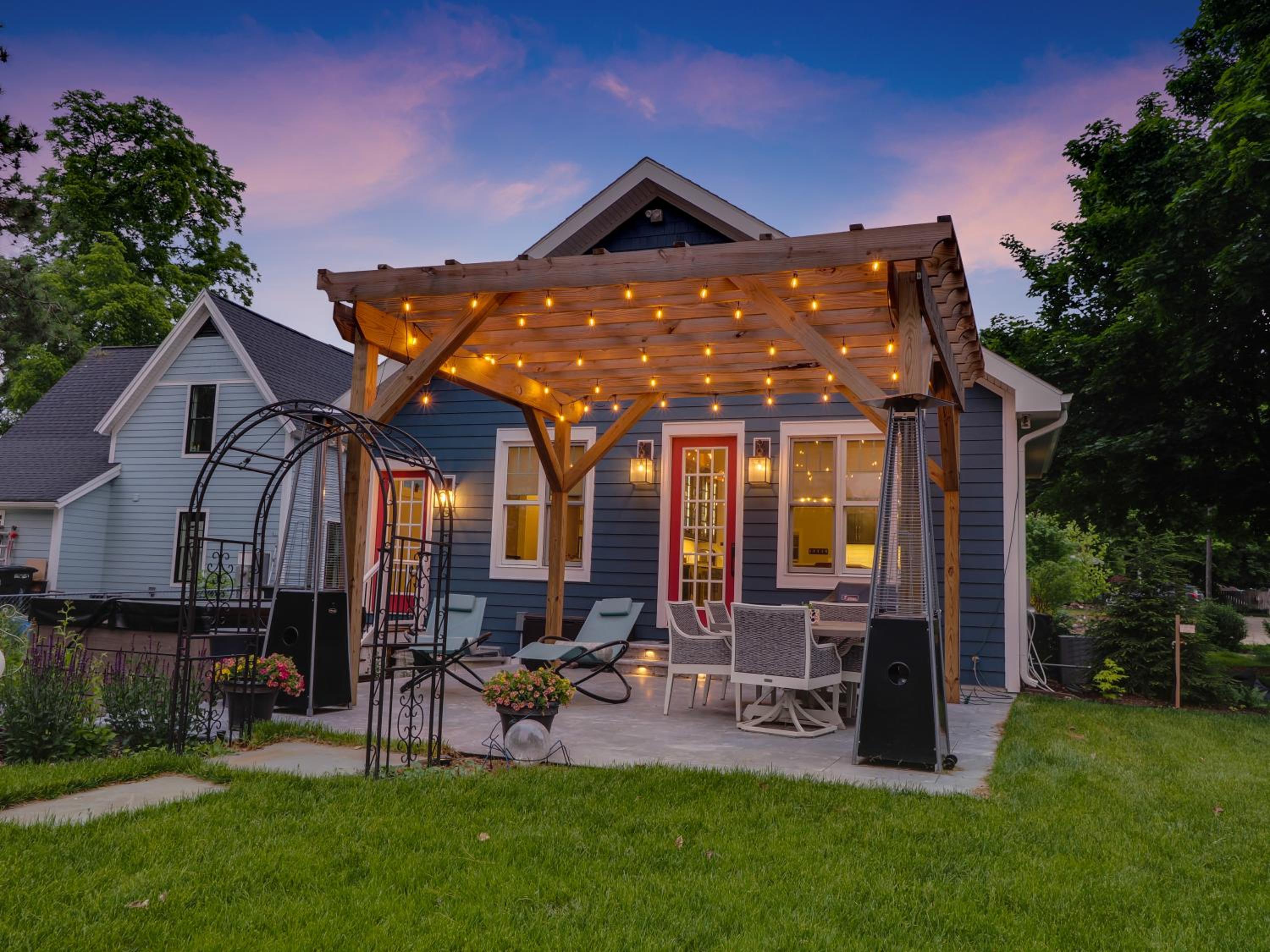 Cherry Street Cottage