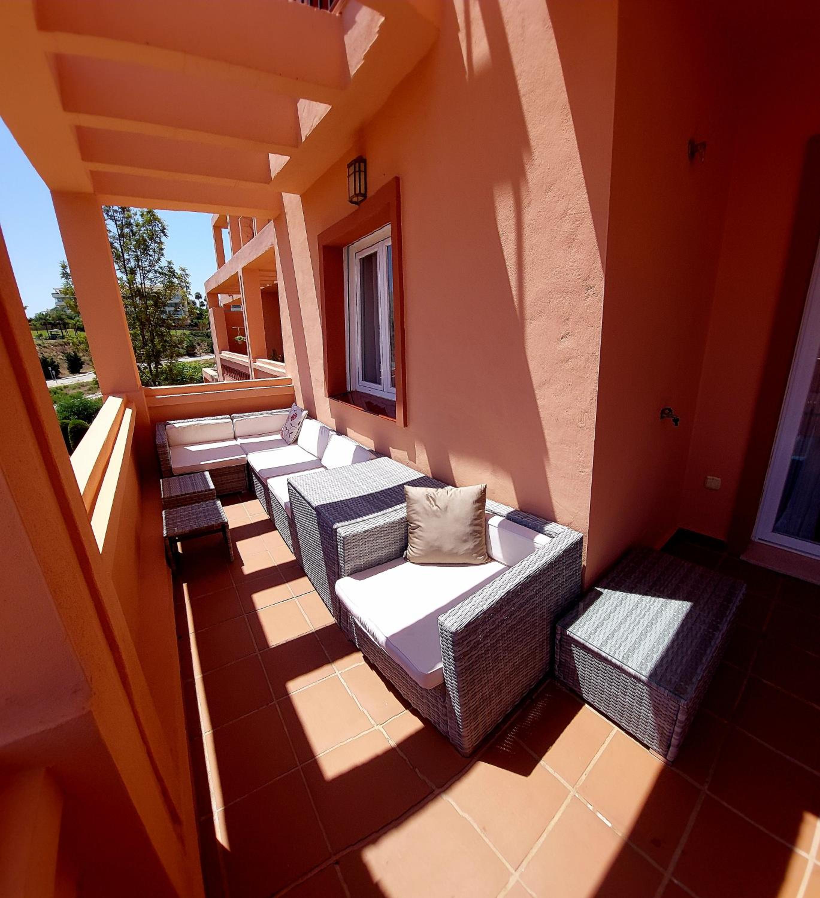 Luxurious Apartment 2 Bedroom 2 Bathroom Near Beach