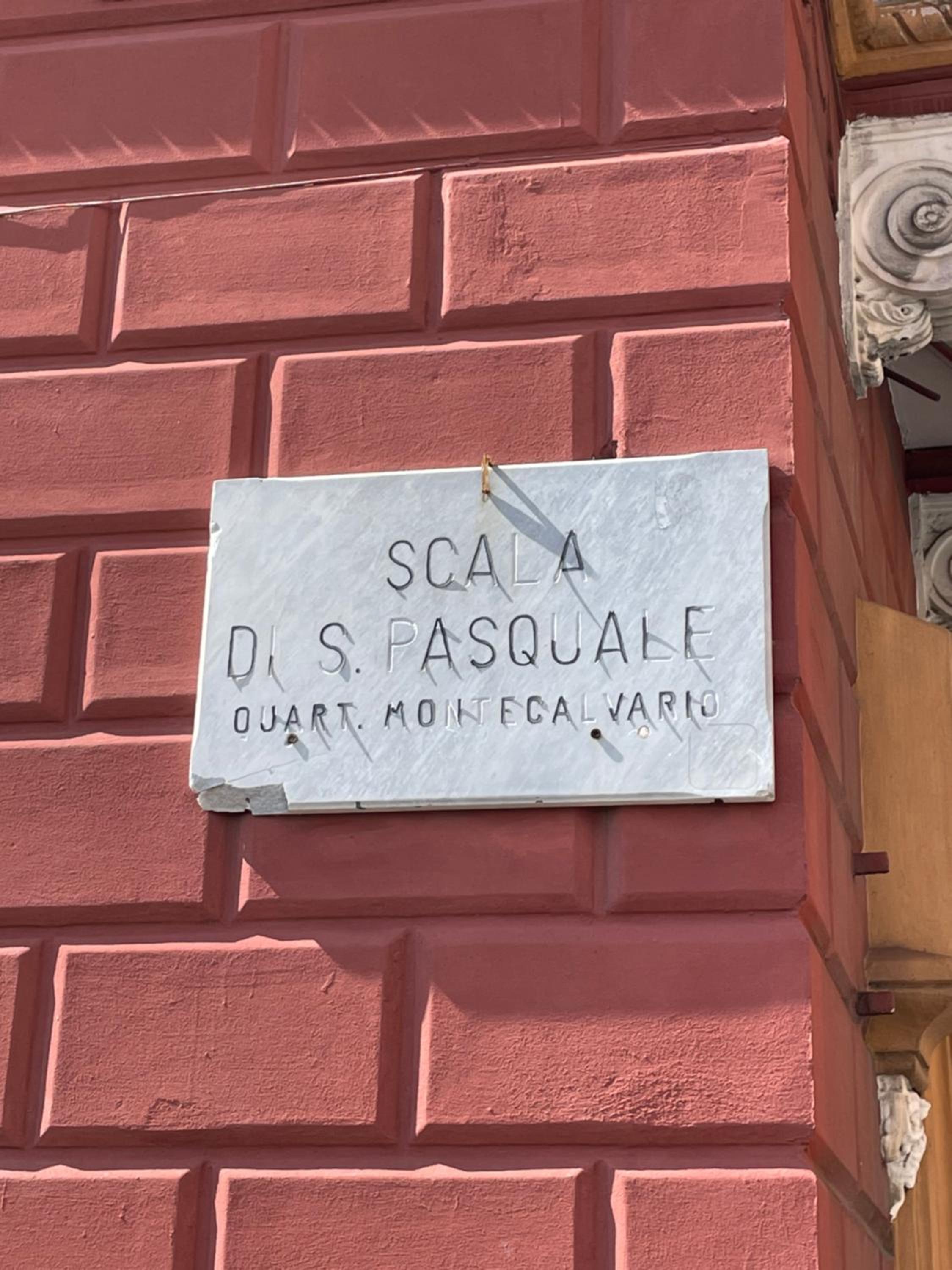 LA CASA DI SANTA'
