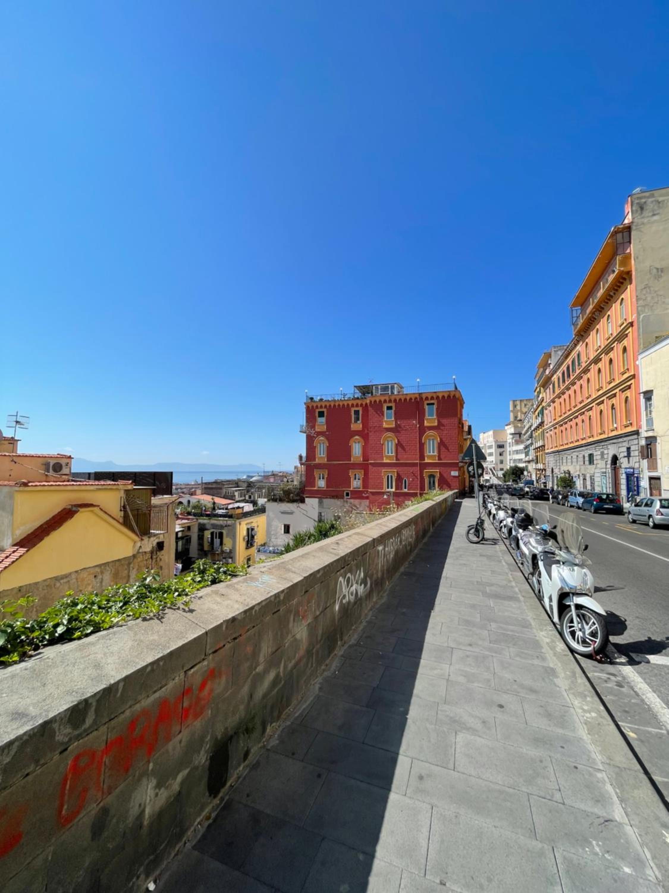 LA CASA DI SANTA'