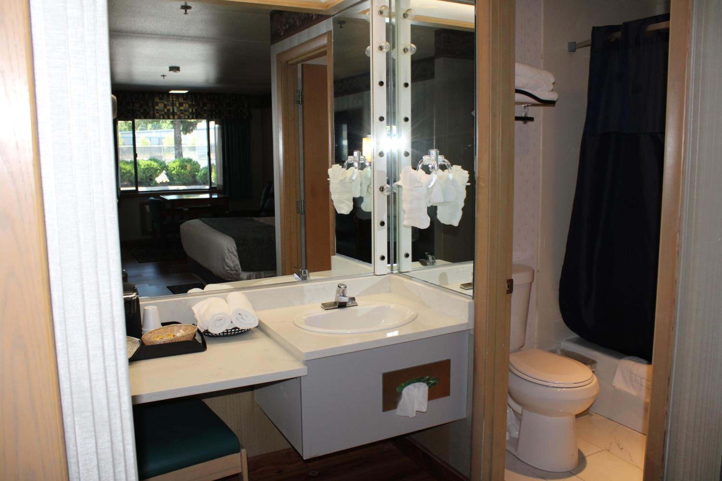 Phoenix Vacations - Americas Best Value Inn - Phoenix / Ashland - Property Image 31