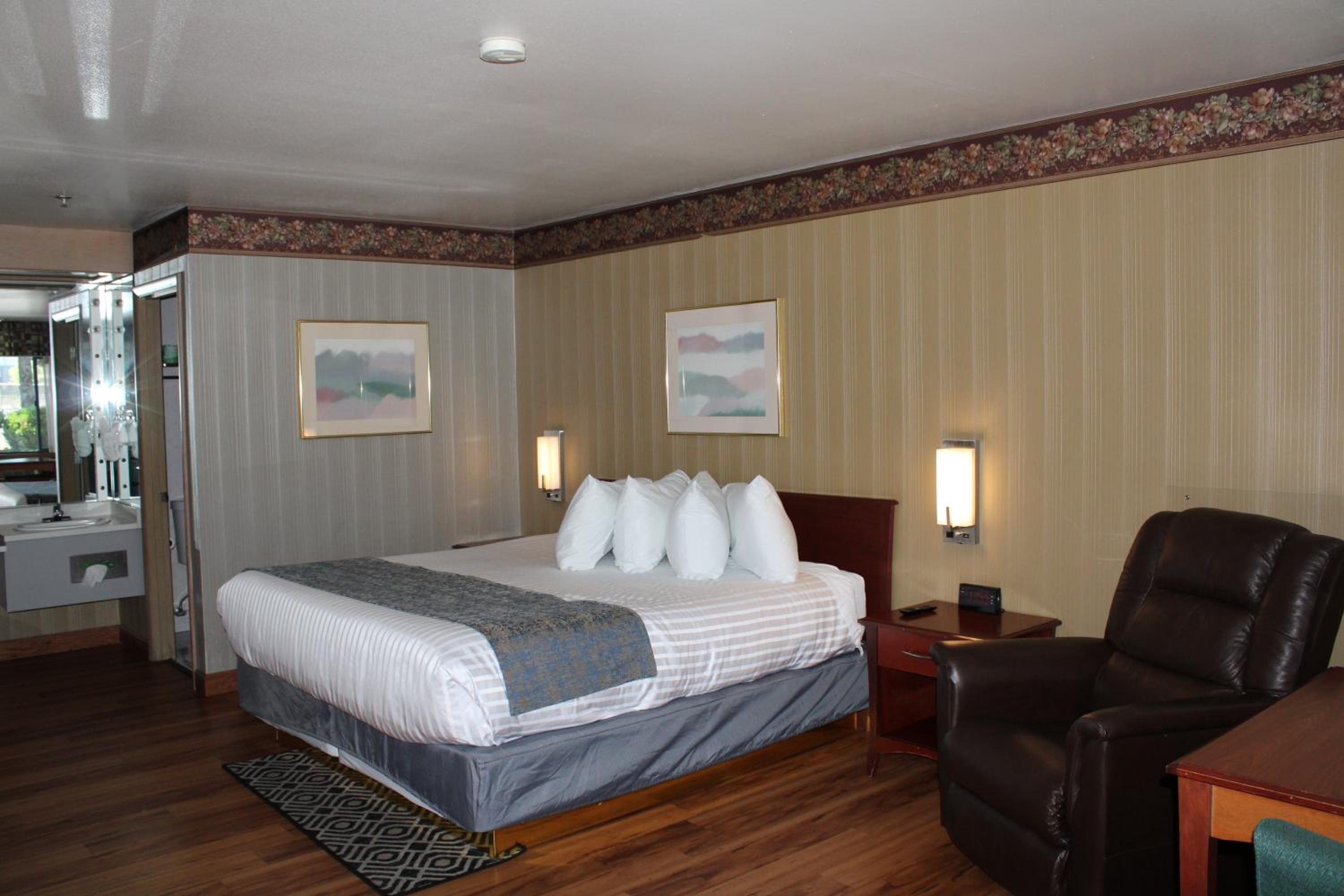 Phoenix Vacations - Americas Best Value Inn - Phoenix / Ashland - Property Image 25