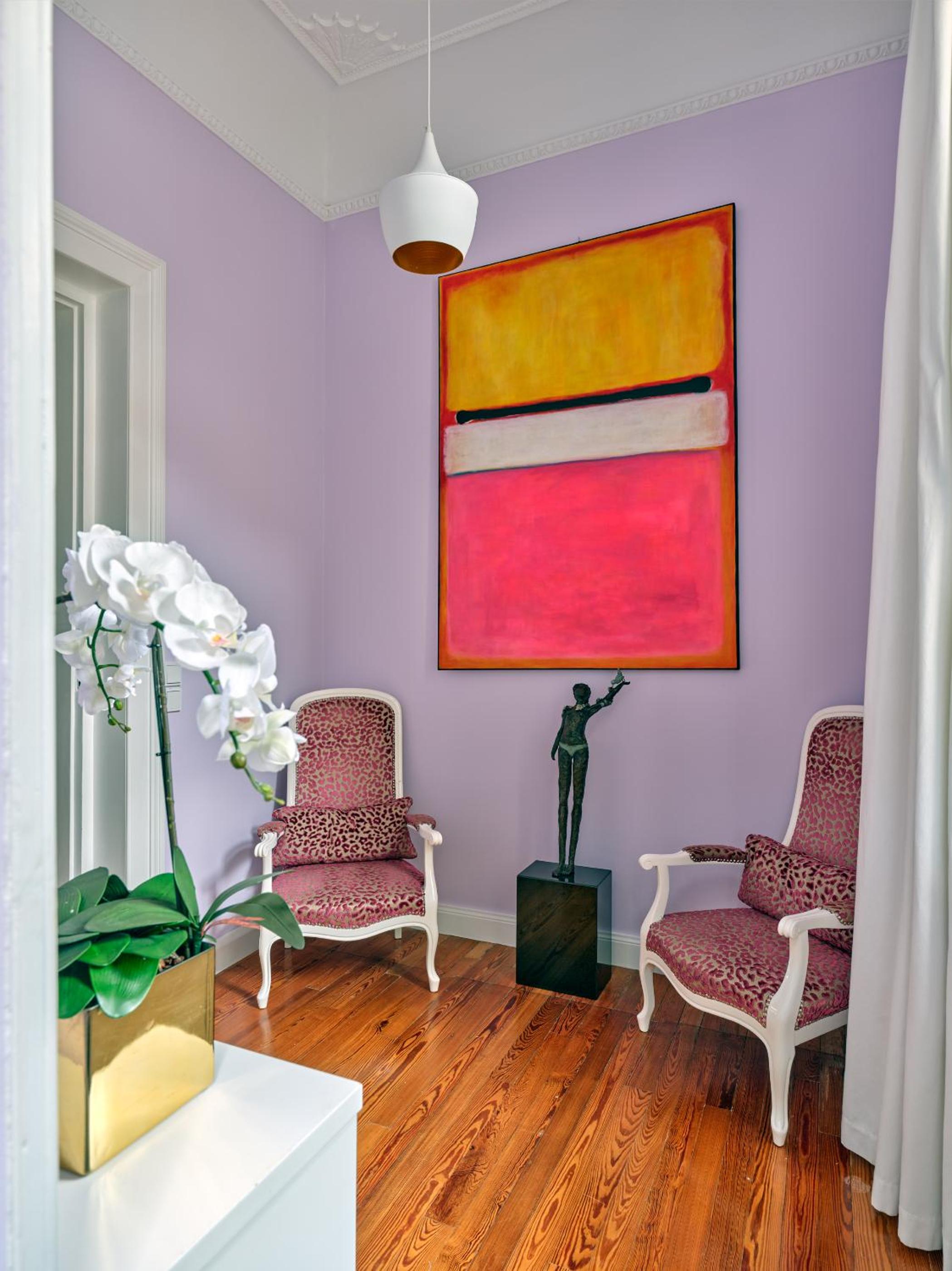 The White House in Plaka by JJ Hospitality