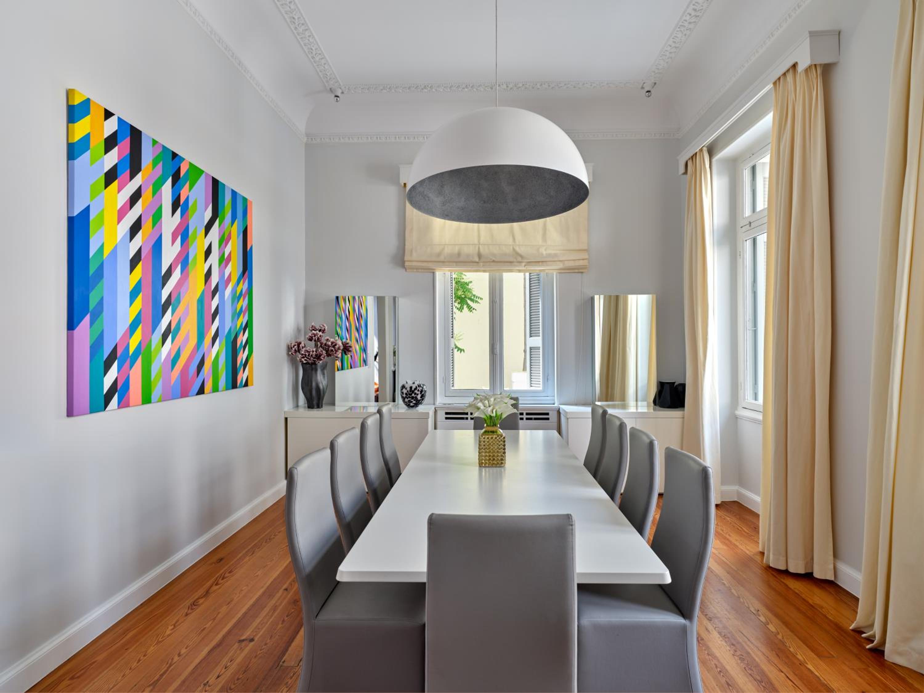 The White House in Plaka by JJ Hospitality