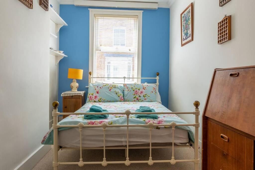 Elegant Family Townhouse-Conservation Area-Garden