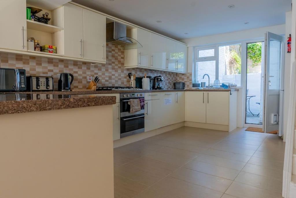 Elegant Family Townhouse-Conservation Area-Garden