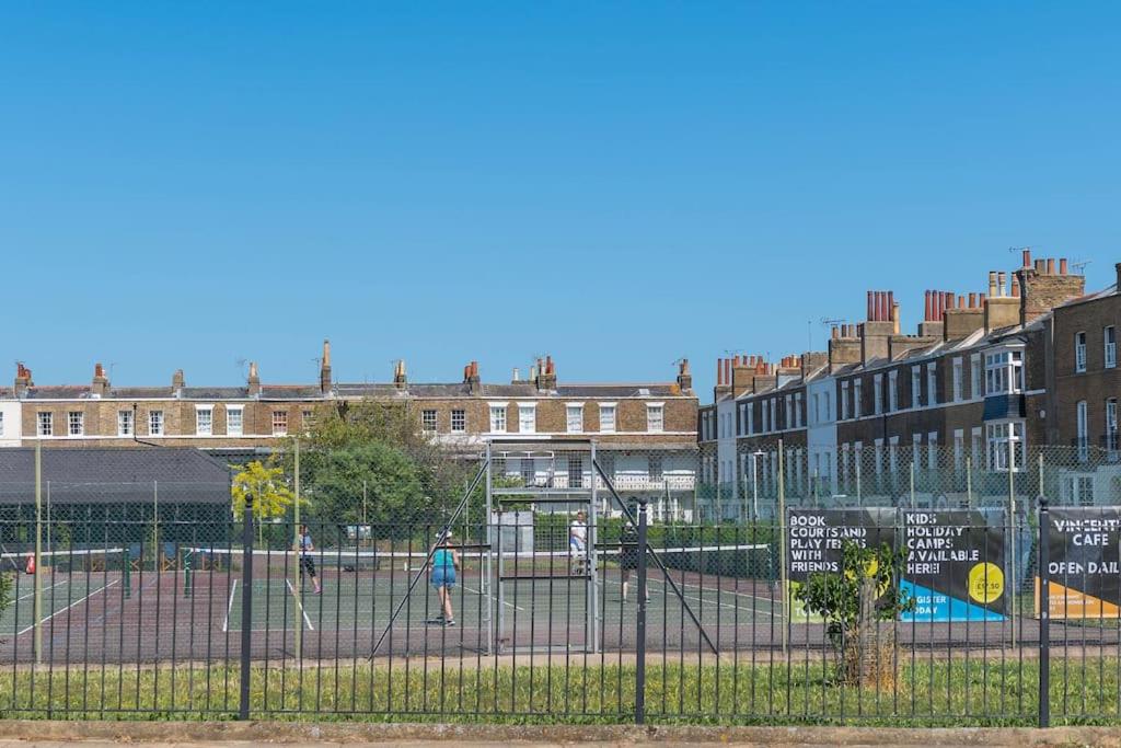 Elegant Family Townhouse-Conservation Area-Garden