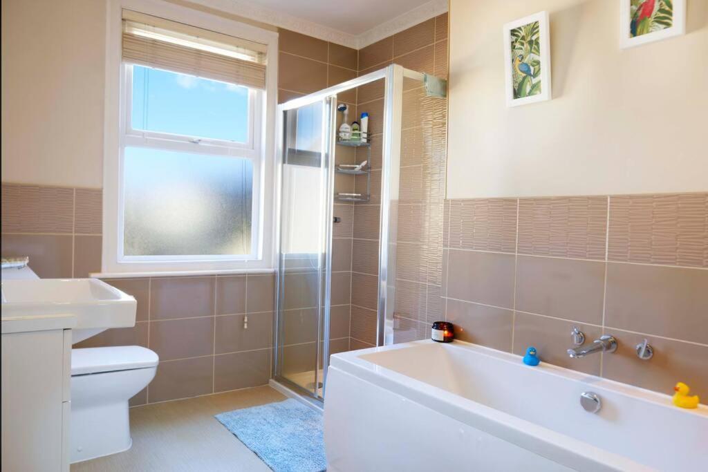 Elegant Family Townhouse-Conservation Area-Garden