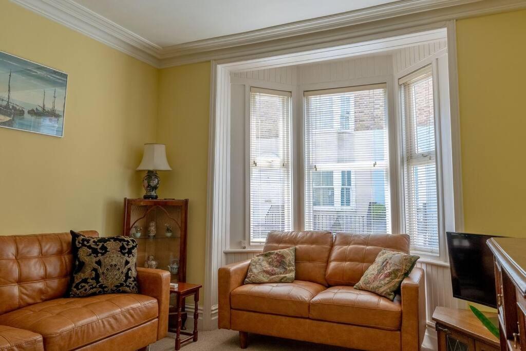 Elegant Family Townhouse-Conservation Area-Garden