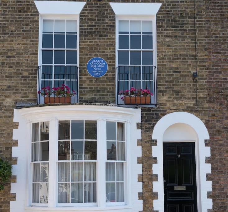 Elegant Family Townhouse-Conservation Area-Garden