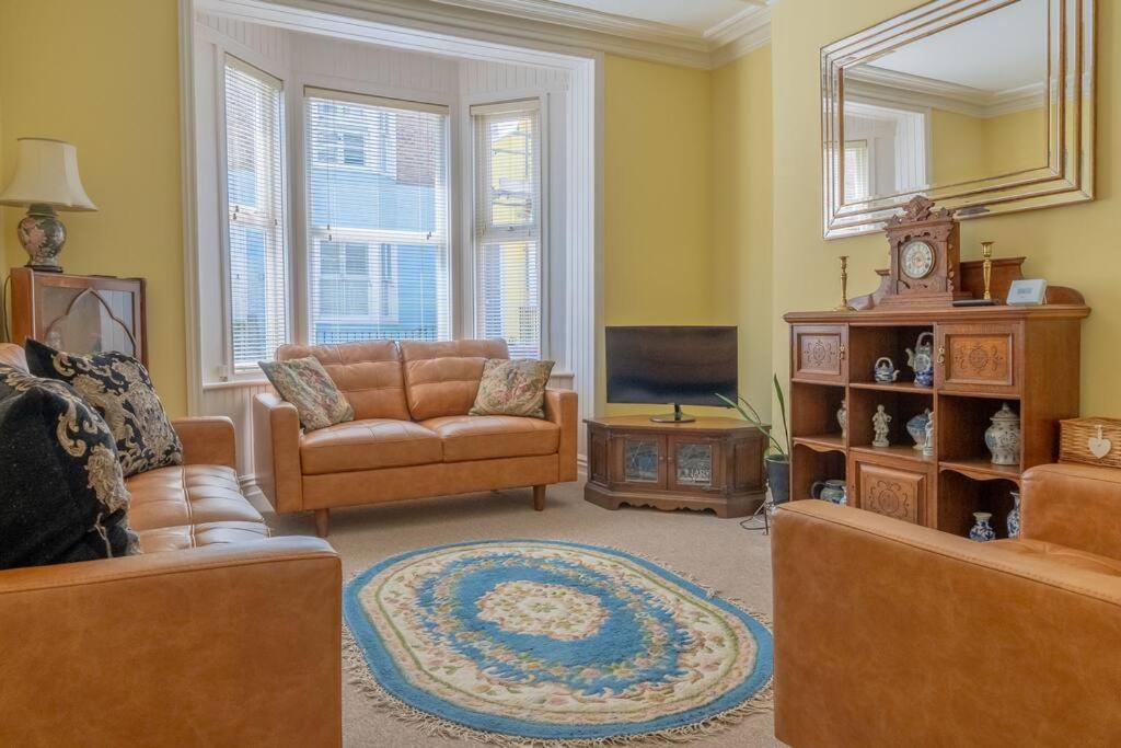 Elegant Family Townhouse-Conservation Area-Garden