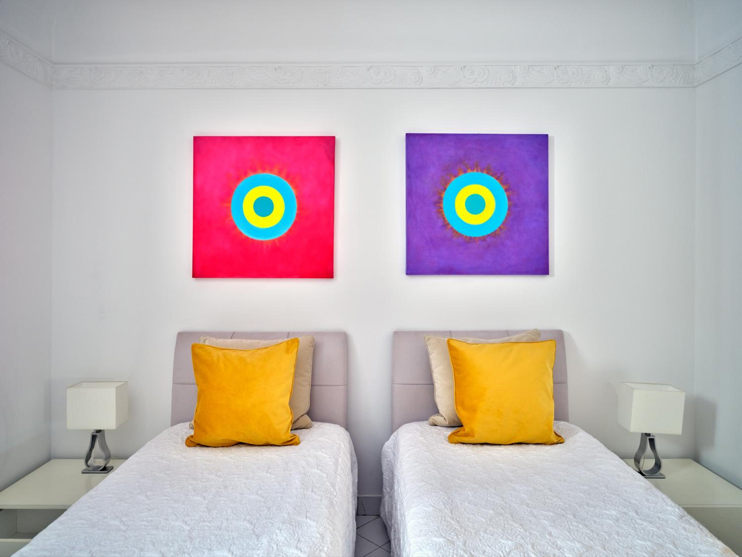 The White House in Plaka by JJ Hospitality