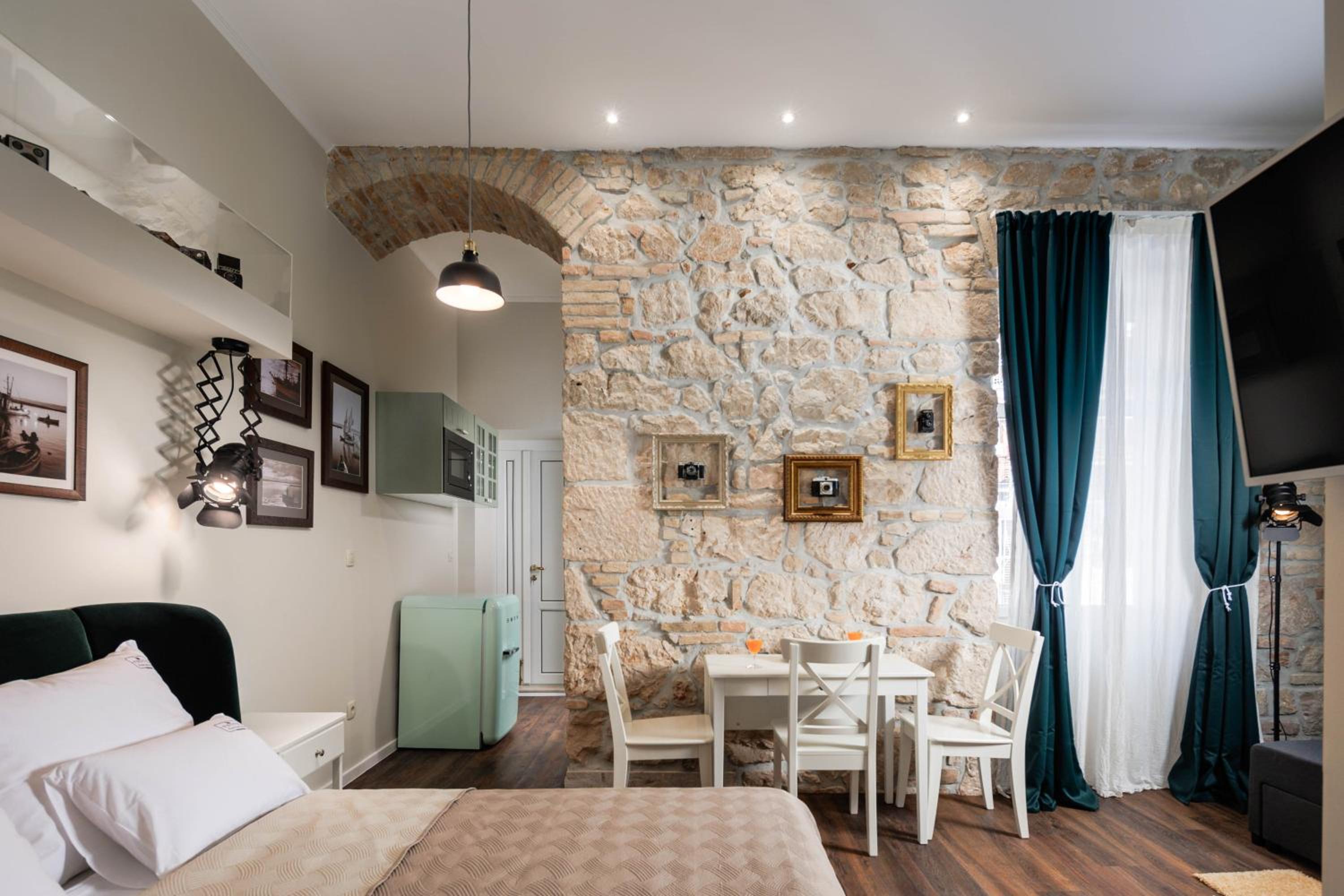 Photel Apartments