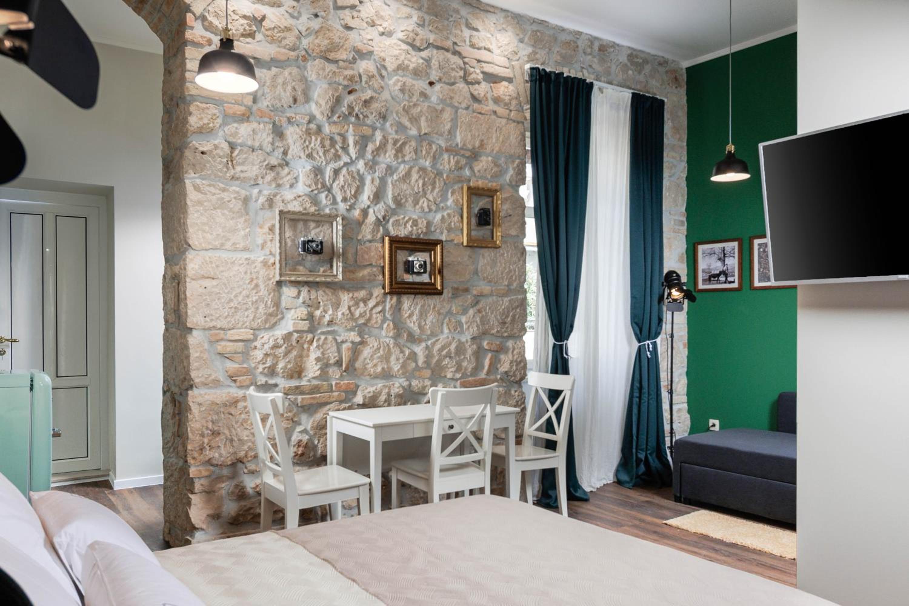 Photel Apartments