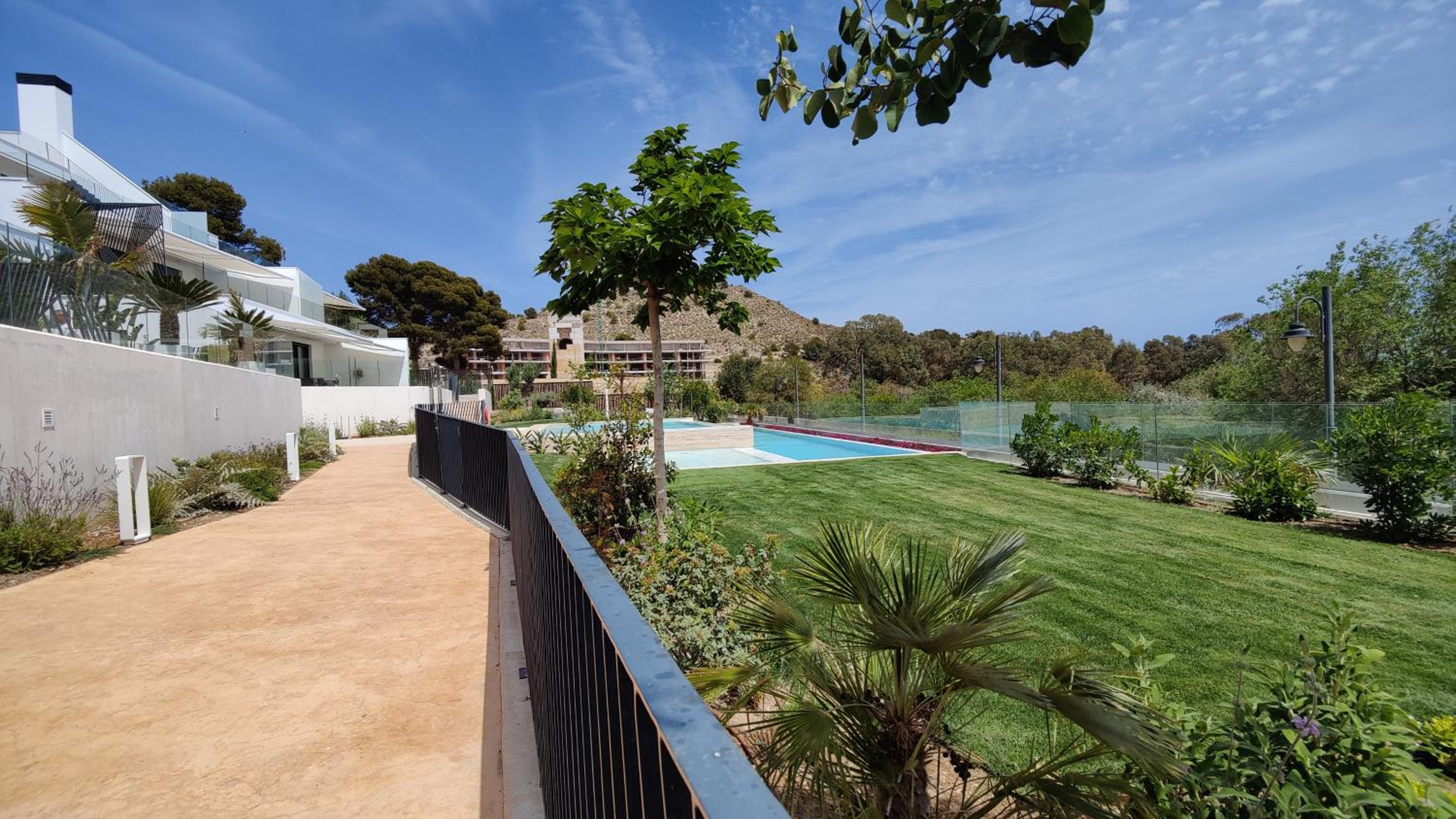 ALLONBAY sea front luxury penthouse