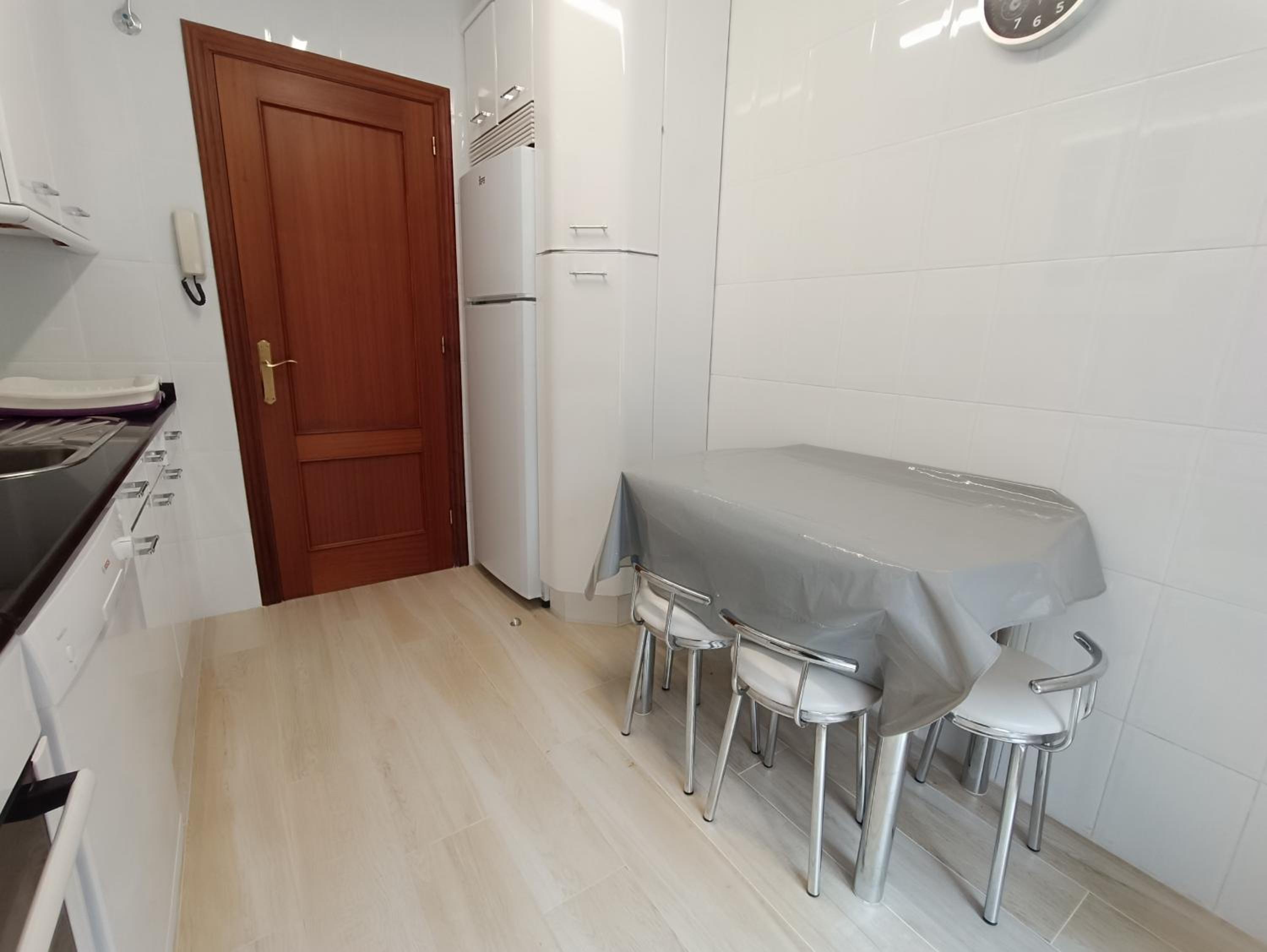 Apartamento con jardín privado cerca playa Usil - Mogro view 3