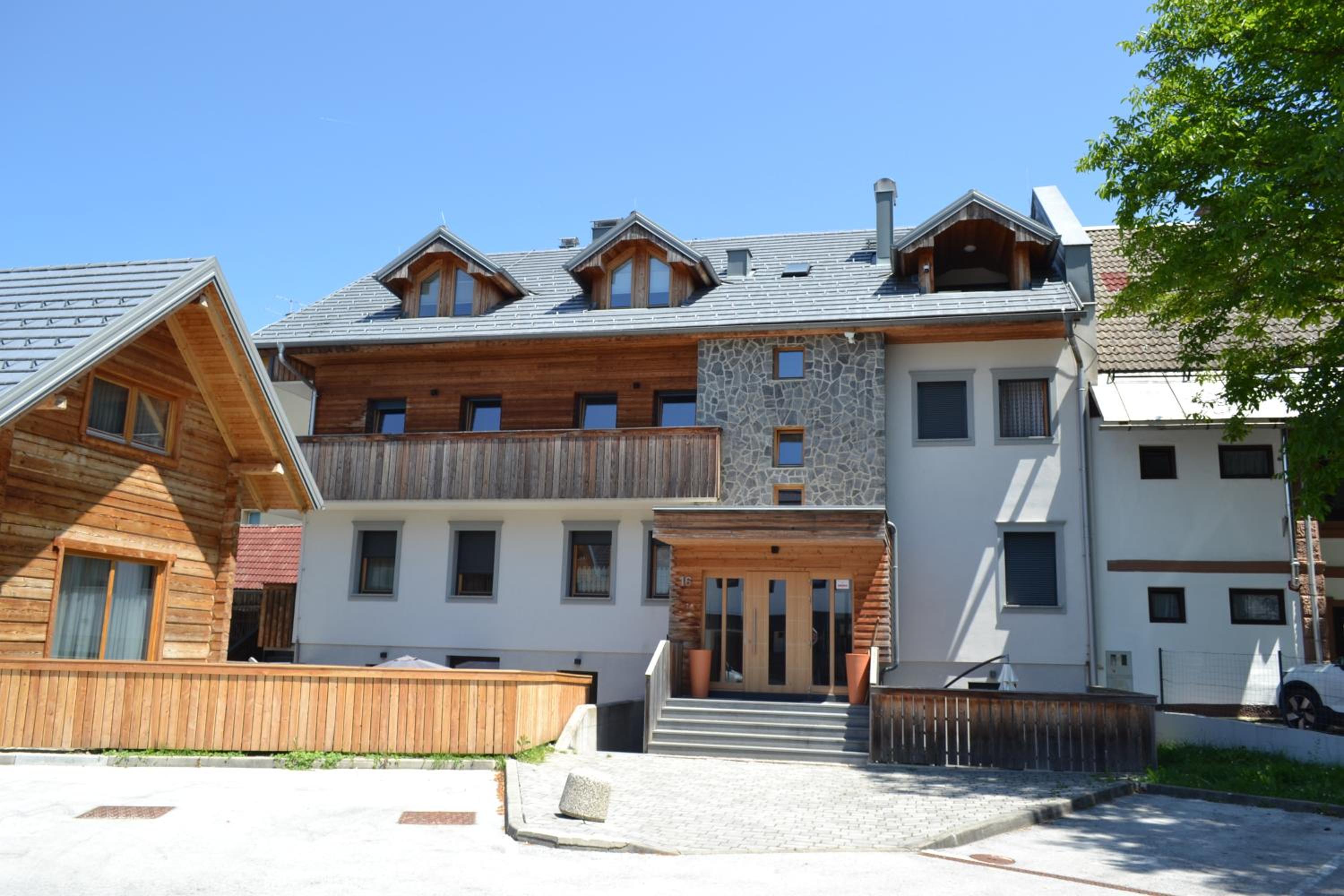 APARTMA VODNIK