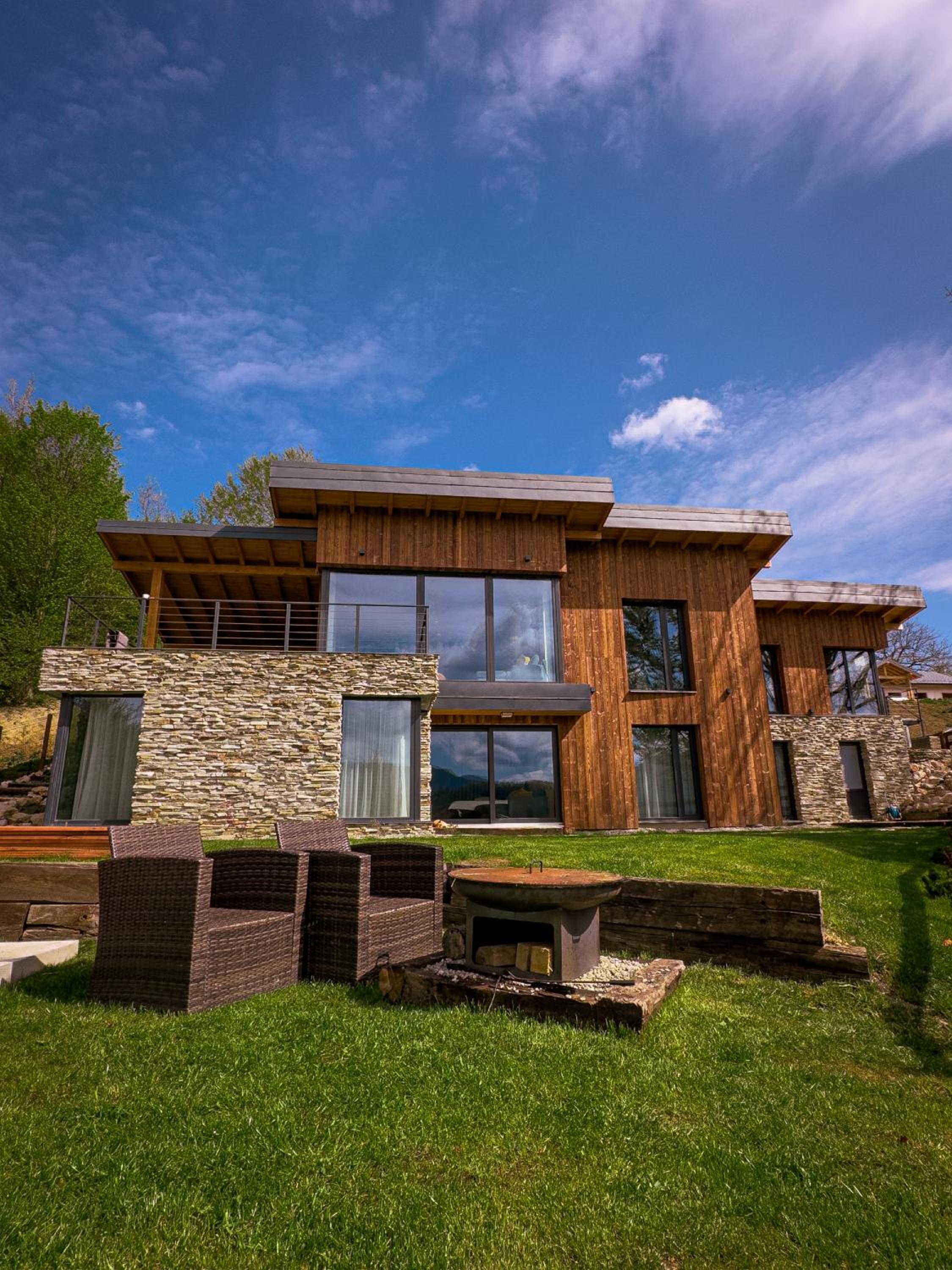 Mountain Lodge