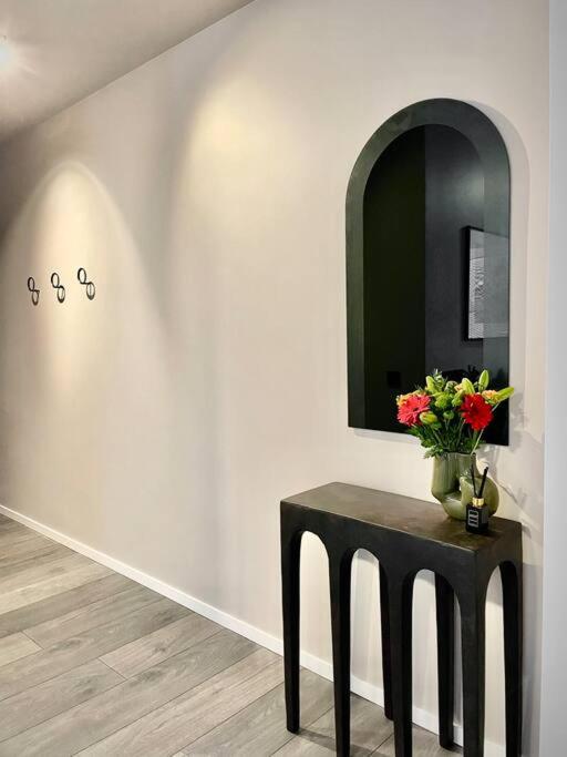 Private Lux 2BR & 2BA City Center with Free Parking view 4
