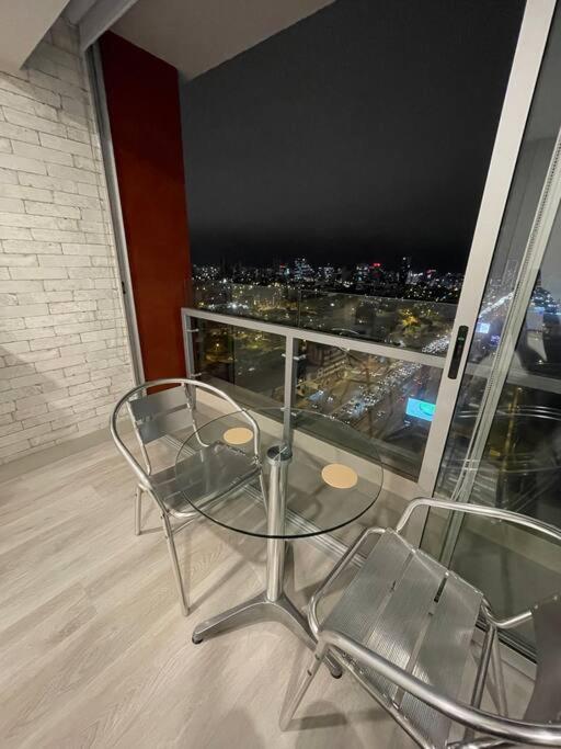 Beautiful loft at heart of Lima view 5