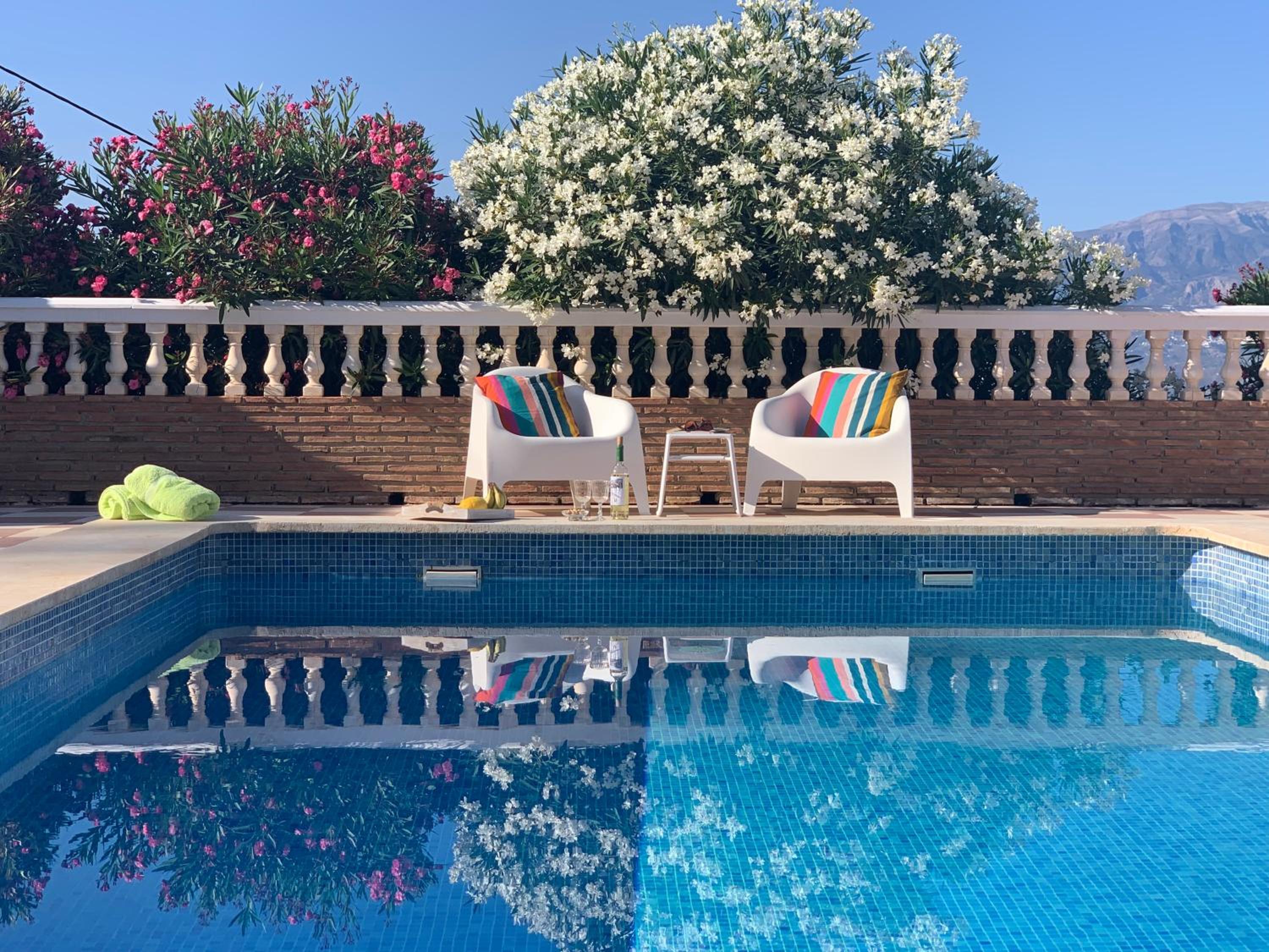 Casa Anhelando Andalucia - Een 8p villa met verwarmd zwembad op een heuveltop met magnifiek uitzicht, waaronder zeezicht, nabij dorp en strand view 5