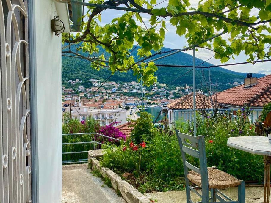 Stylish Vathy Studio with Sea View view 2