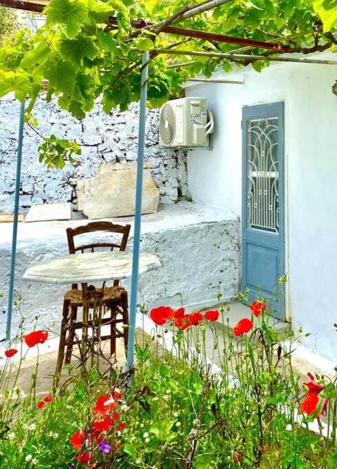 Stylish Vathy Studio with Sea View view 3