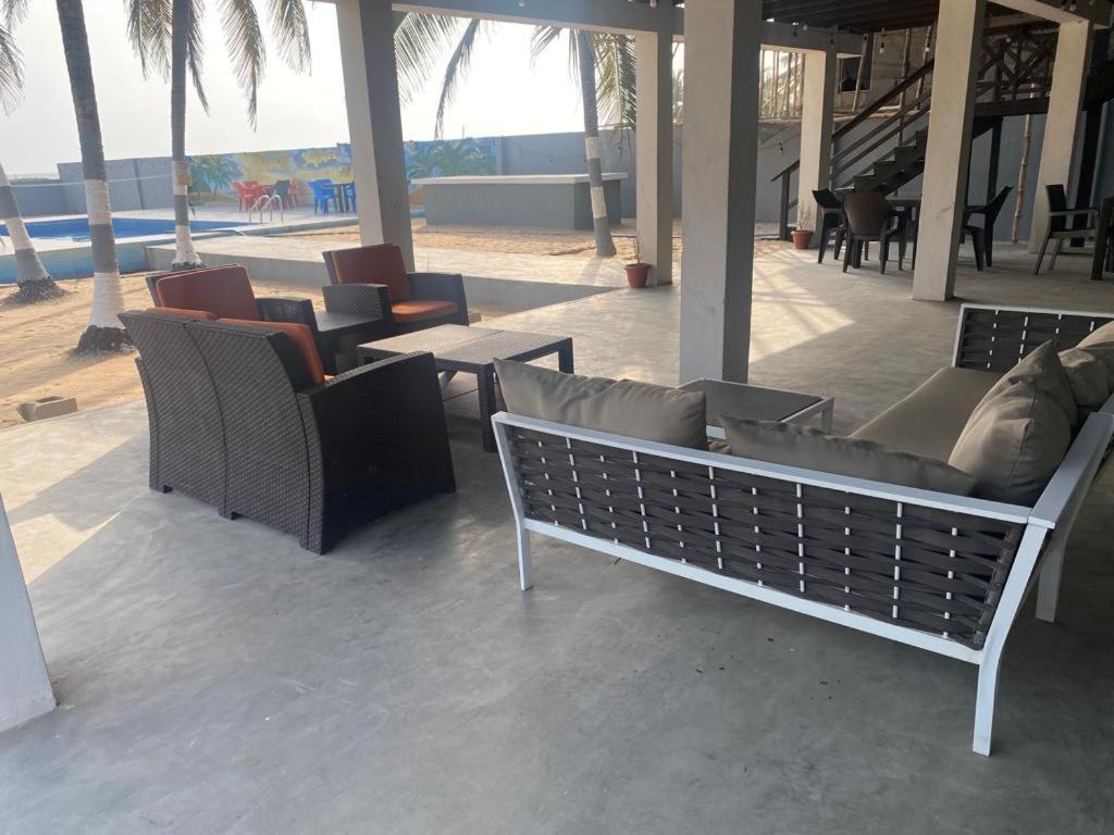 Illashe Private Beach House (4 x En-suite Rooms)