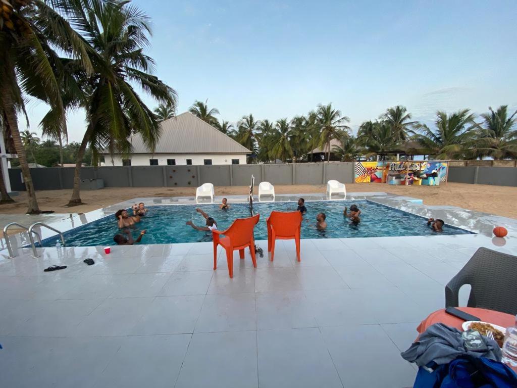 Illashe Private Beach House (4 x En-suite Rooms)