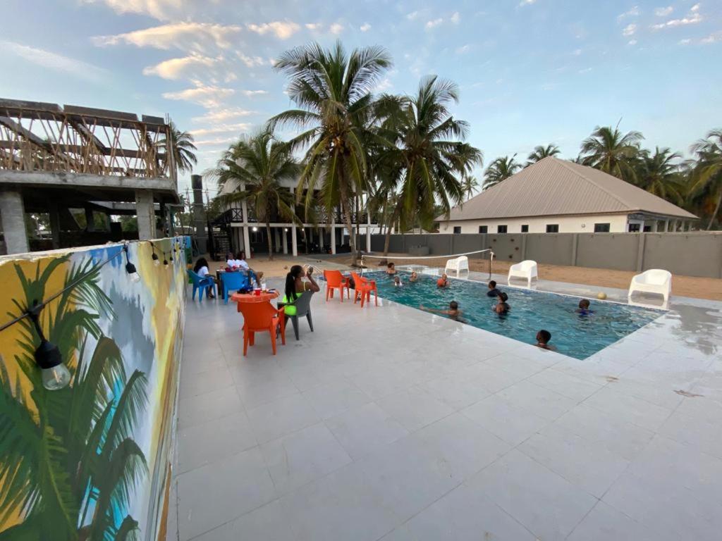Illashe Private Beach House (4 x En-suite Rooms)