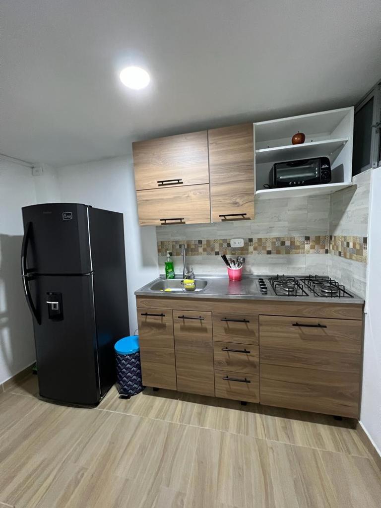 Aparta-estudio Ciudad Jardin Norte 202