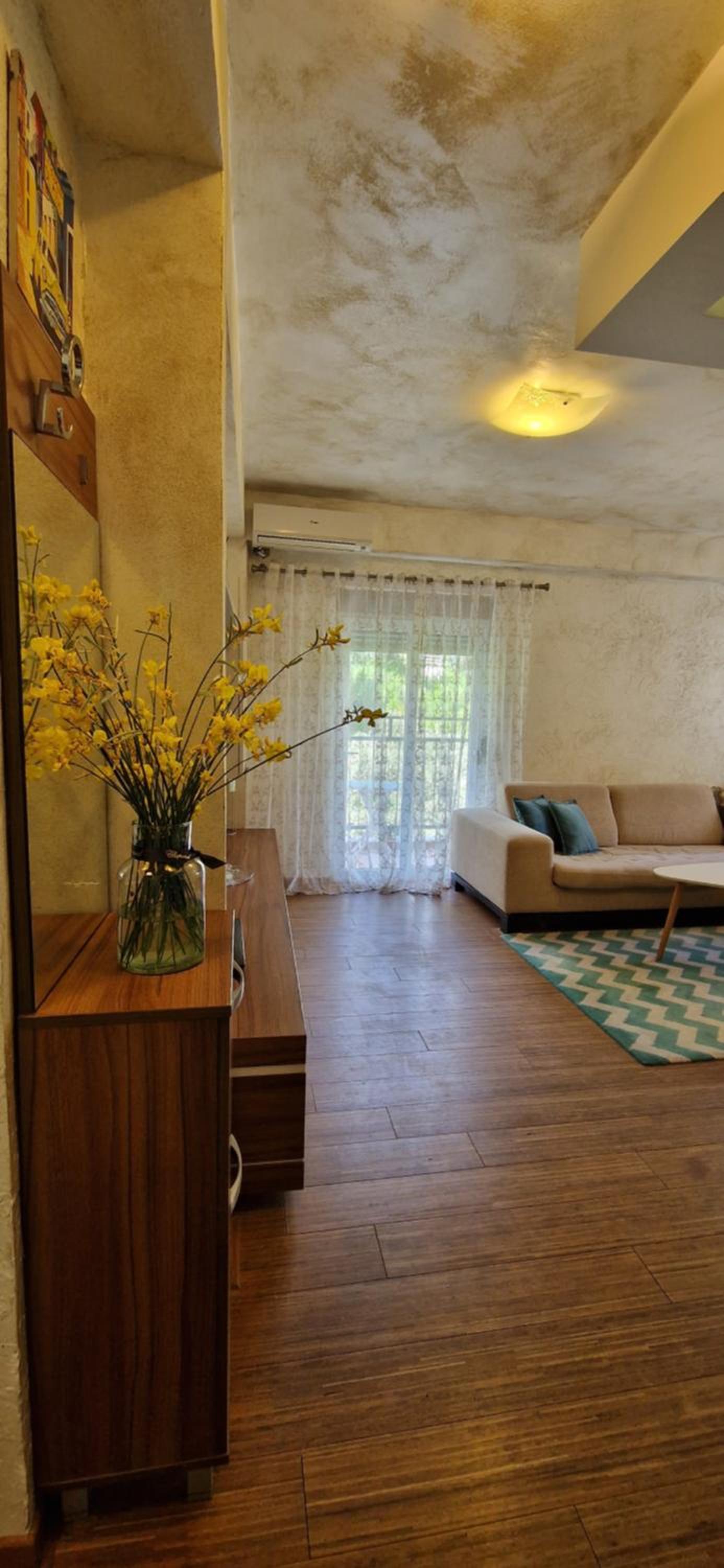 One Bedroom Apartment Petrovac