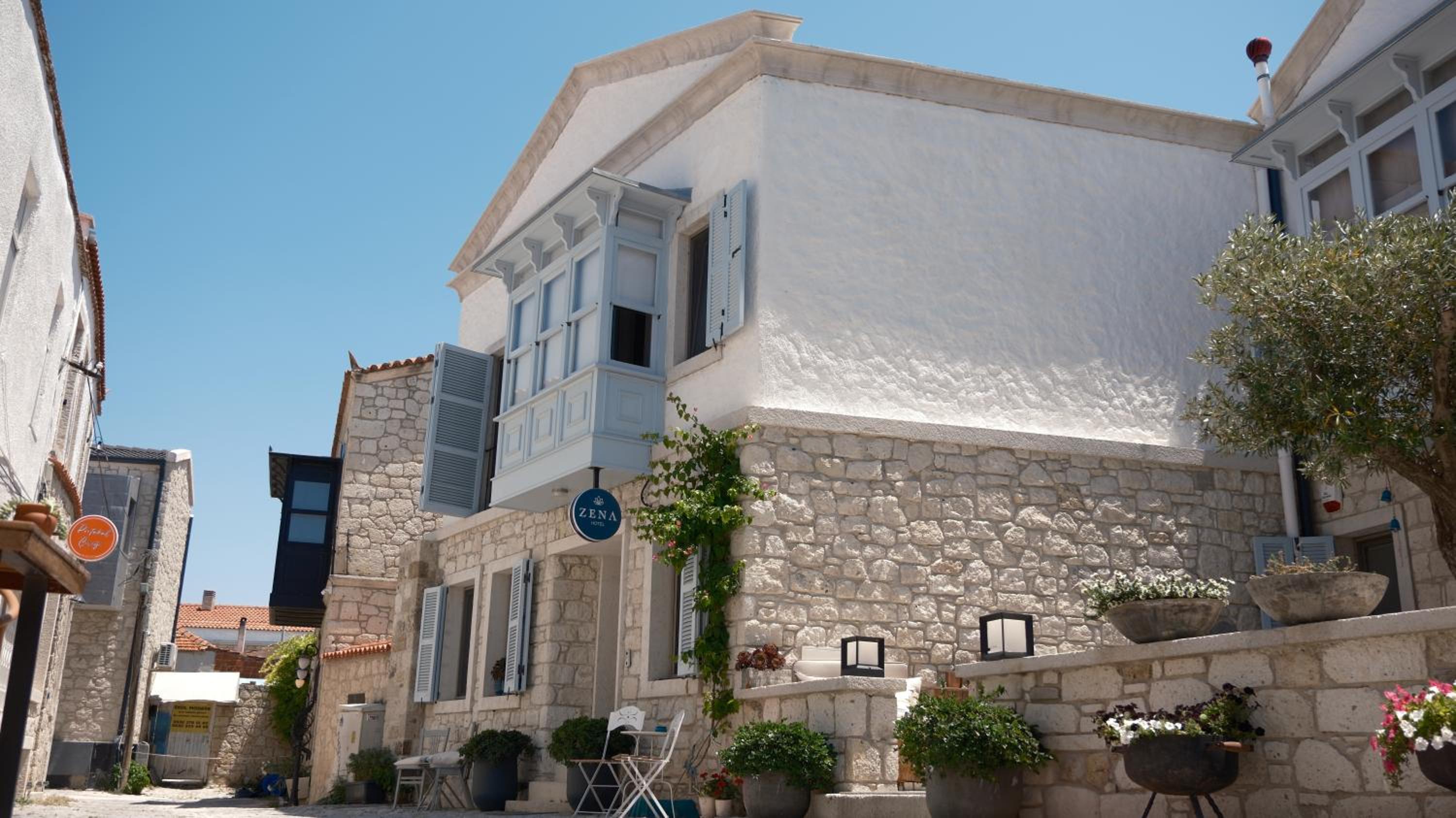 Hotel Zena Hotel Alaçatı Adults Only - Image 1