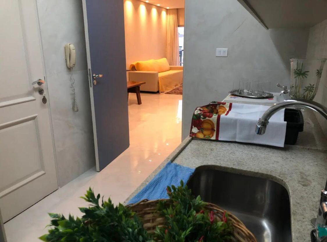 Exclusivo na praia de ponta verde próximo ao Maceió mar hotel - Apto 802