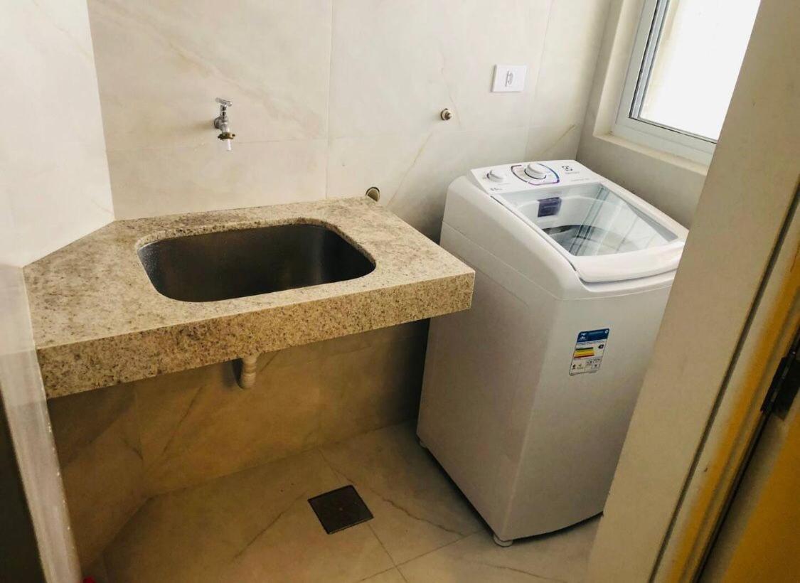 Exclusivo na praia de ponta verde próximo ao Maceió mar hotel - Apto 802