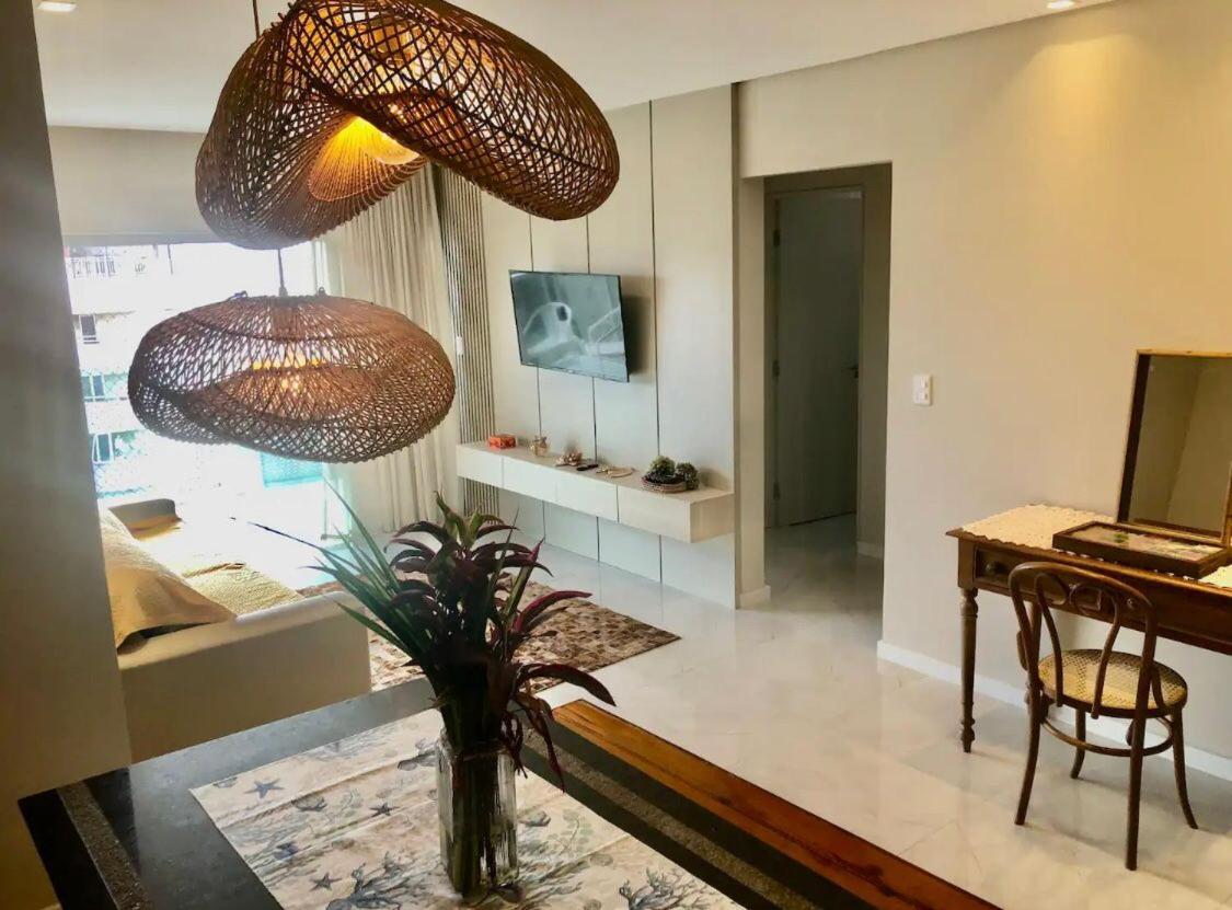 Exclusivo na praia de ponta verde próximo ao Maceió mar hotel - Apto 802